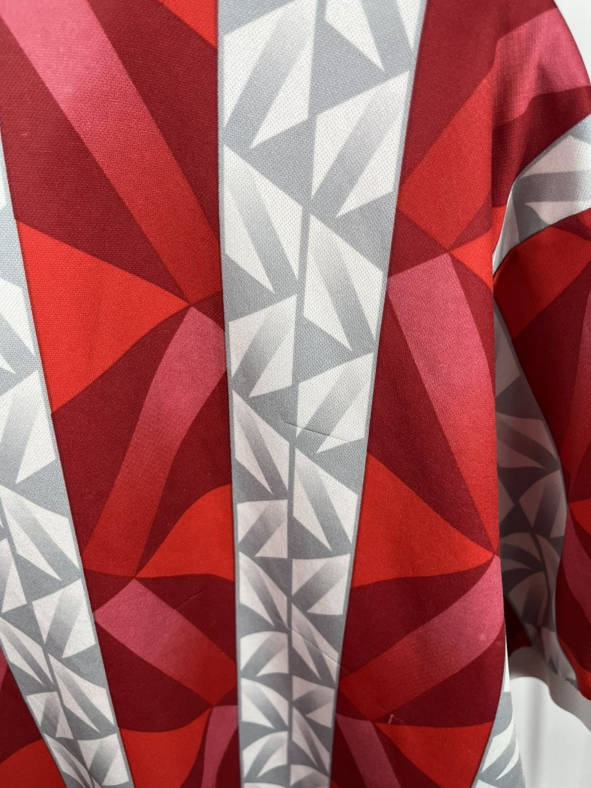 Lotto Sport Vintage Lotto Calcio Italia Red Geometric Soccer Jersey Size US XL / EU 56 / 4 - 11 Thumbnail