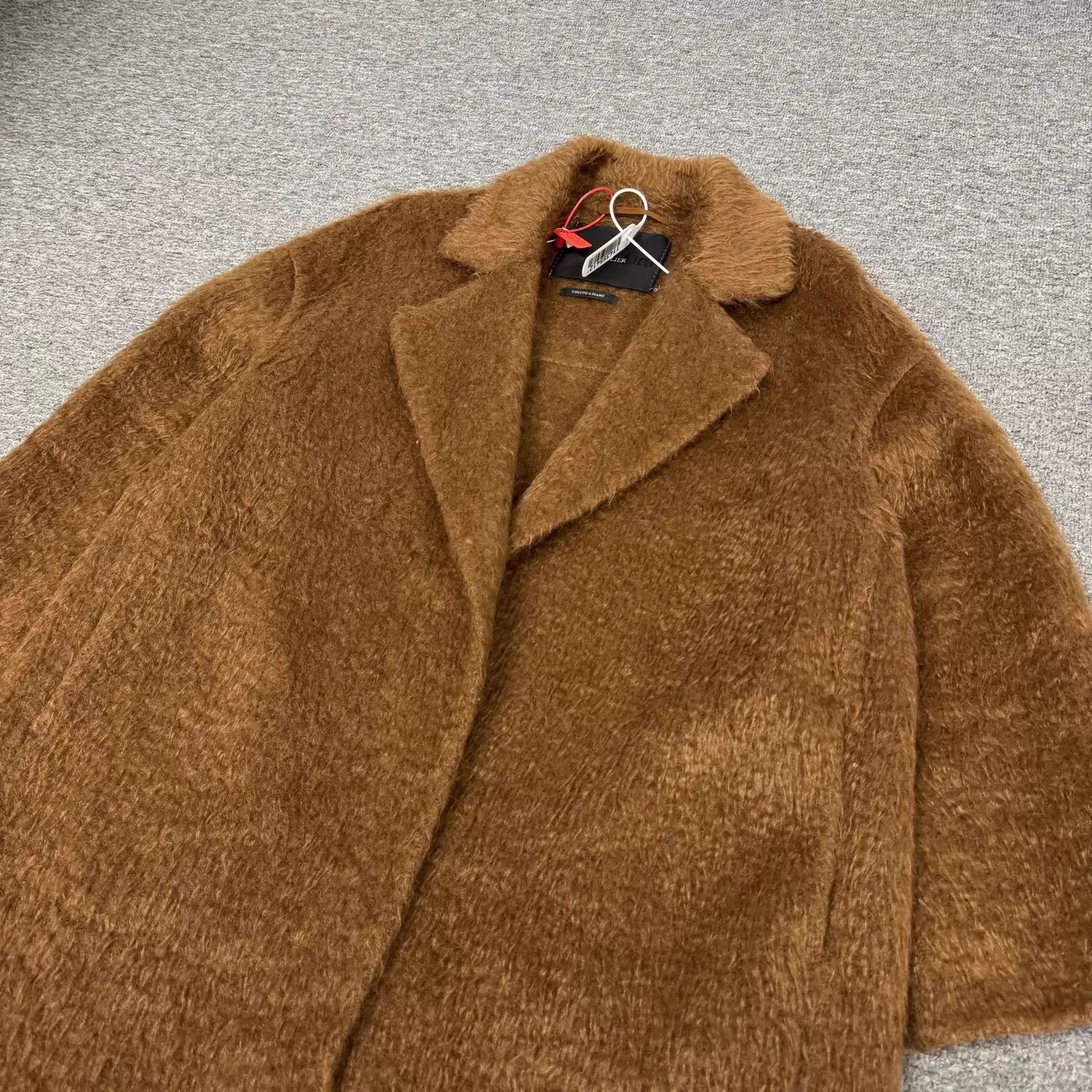 Max Mara MaxMara Camel Mohair Blend Lapel Mid-length Coat F40 99 New Size M / US 6-8 / IT 42-44 - 4 Thumbnail