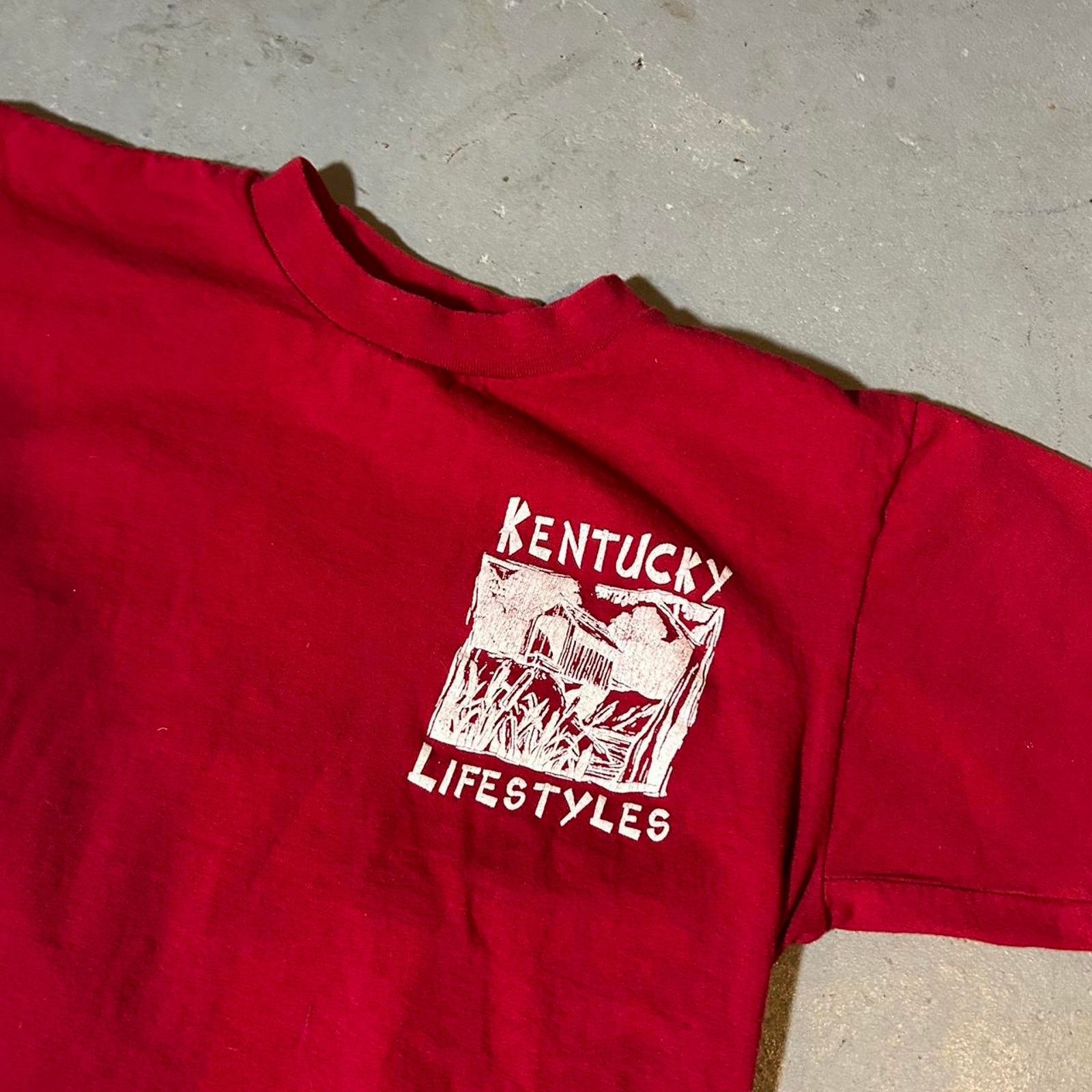 Disney 90s burgundy red kentucky life Size US M / EU 48-50 / 2 - 4 Thumbnail