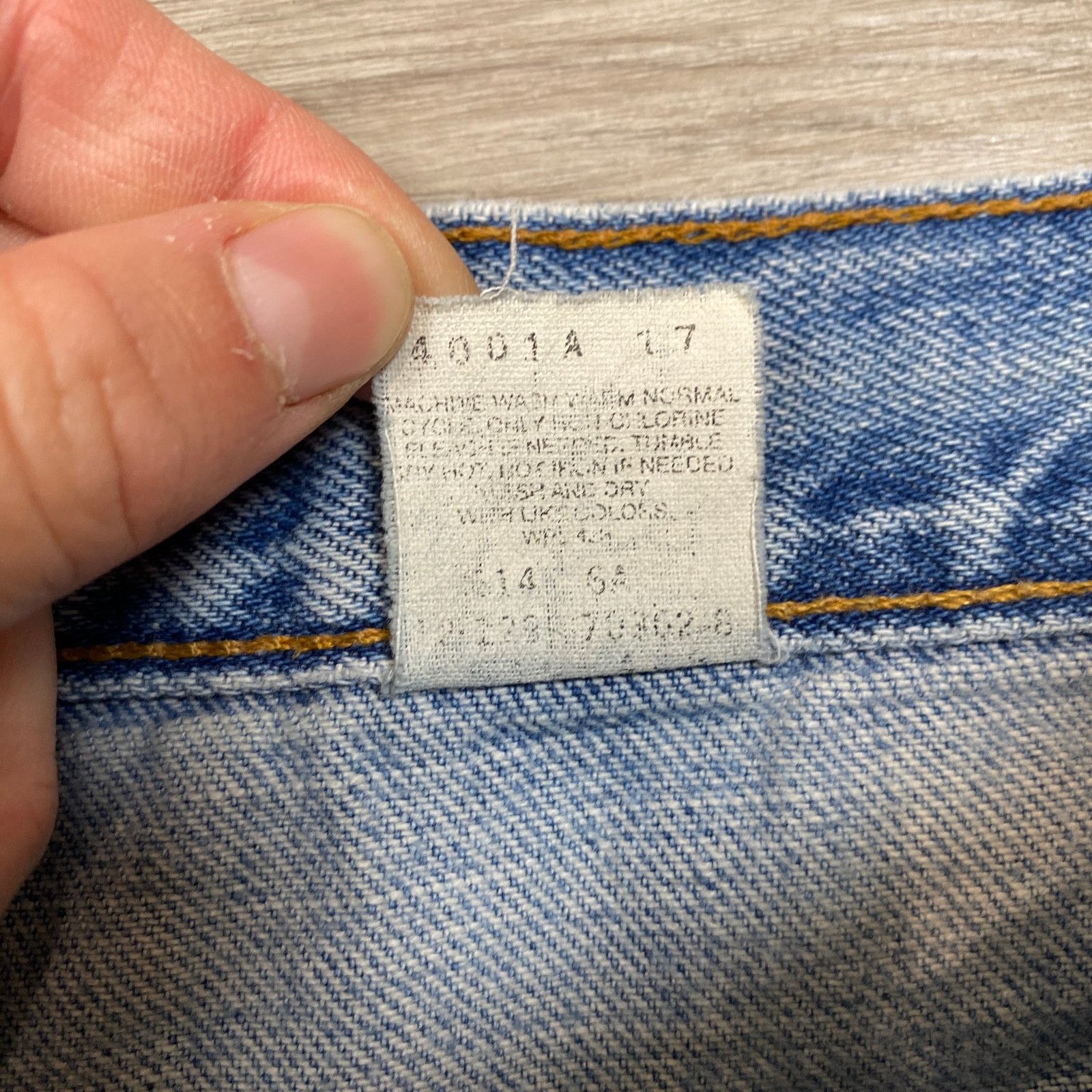 Levi's × Vintage VTG 90s Levi's 550 Relaxed Fit Jeans 32x32 Made in USA Size US 32 / EU 48 - 6 Thumbnail