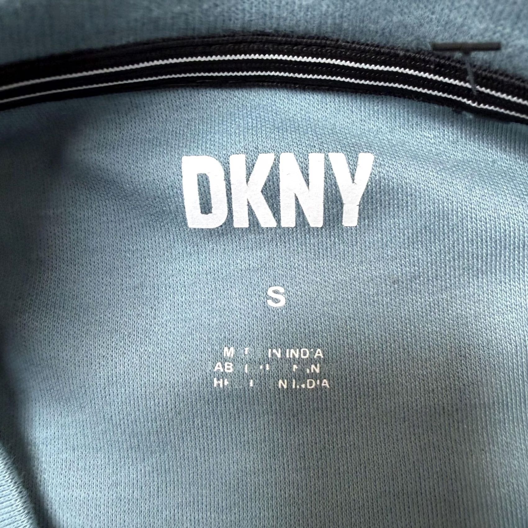 DKNY DKNY Shirt Mens Small Blue Logo Crew Neck Tagless Casual Tee T-Shirt Top Size US S / EU 44-46 / 1 - 4 Thumbnail