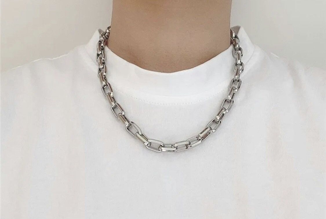 Vintage Y2K Cuban Chain Clavicle Necklace Size ONE SIZE - 1 Thumbnail