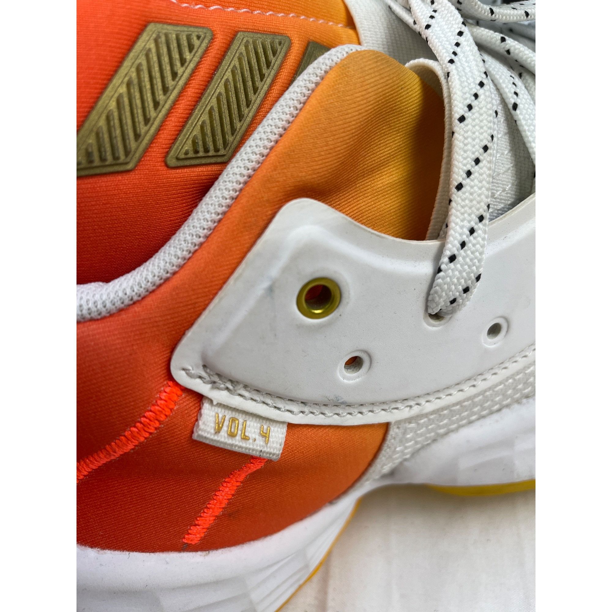 Adidas Adidas Men's Harden Vol#4 Men's White Multicolor Sneakers/Sh Size US 12 / EU 45 - 7 Thumbnail