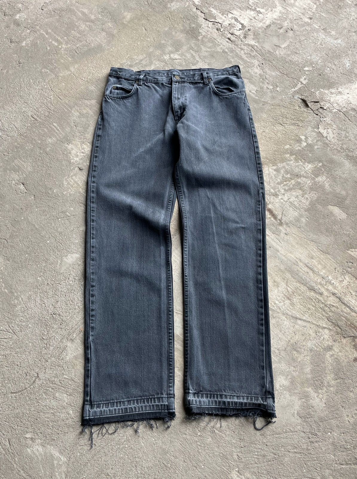 Japanese Brand Vintage Y2K Faded Baggy Skater Cyber Grunge Jeans Balenciaga Size US 34 / EU 50 - 1 Thumbnail