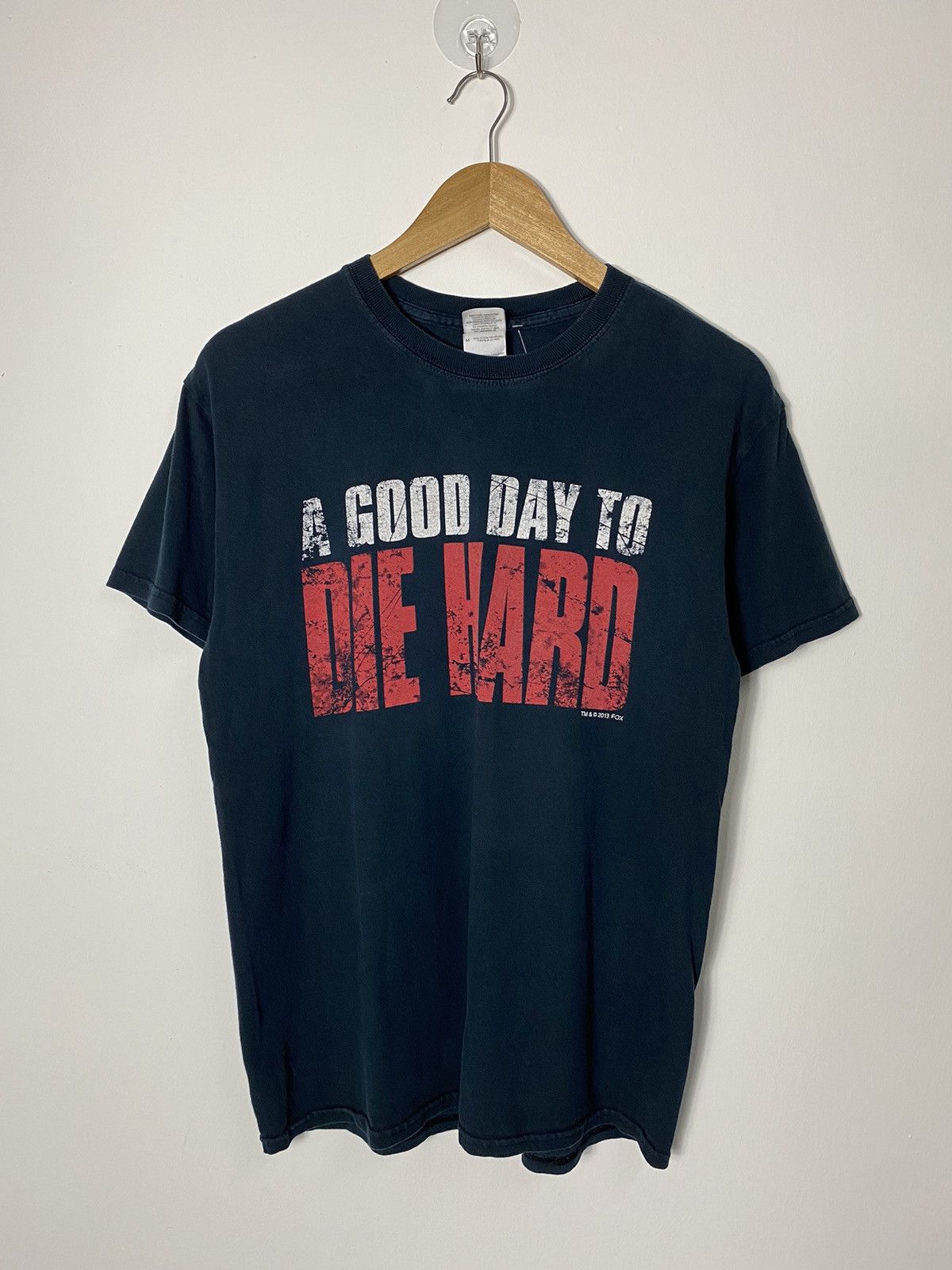 Vintage Vintage Y2K A Good Day To Die Hard Movie T-shirt Size US M / EU 48-50 / 2 - 1 Thumbnail