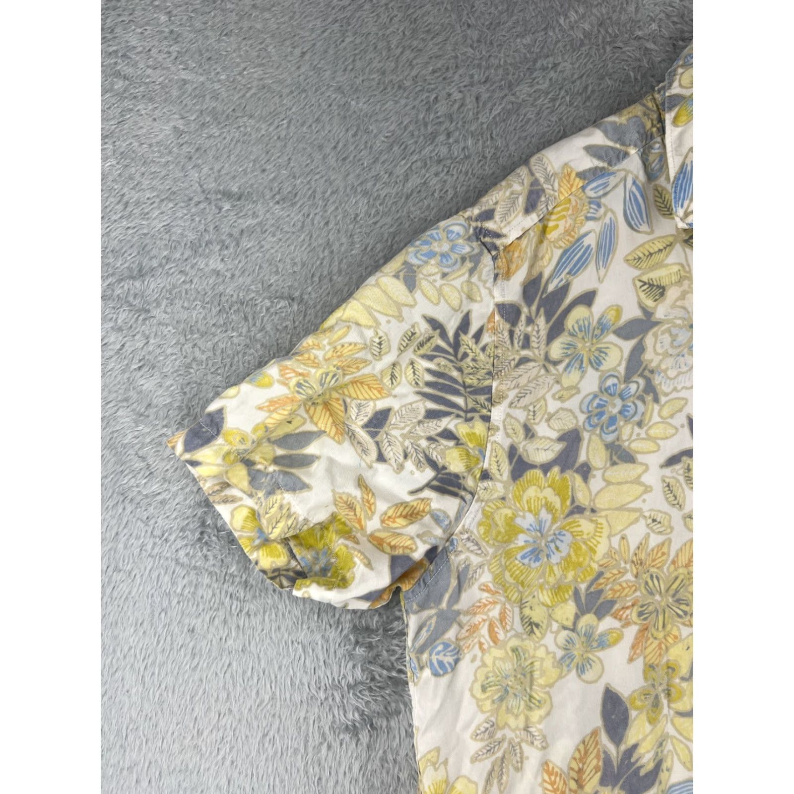 Tommy Bahama Tommy Bahama Shirt Men XL Yellow Floral 60s Look 100% Tencel Beach Aloha Vacation Resort Vintage No Size US XL / EU 56 / 4 - 3 Thumbnail