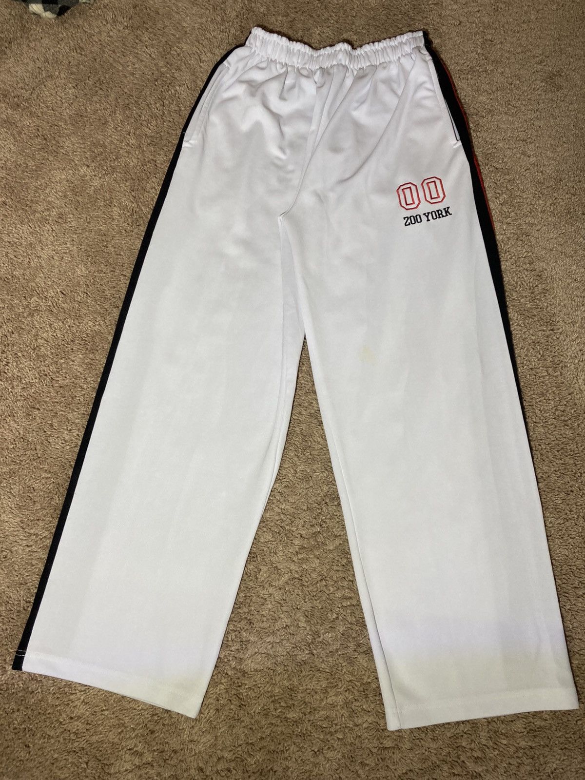 Zoo York 2000 Zoo York White Striped Red Sweats Wide Leg 90s Track 00 Size US 32 / EU 48 - 2 Thumbnail