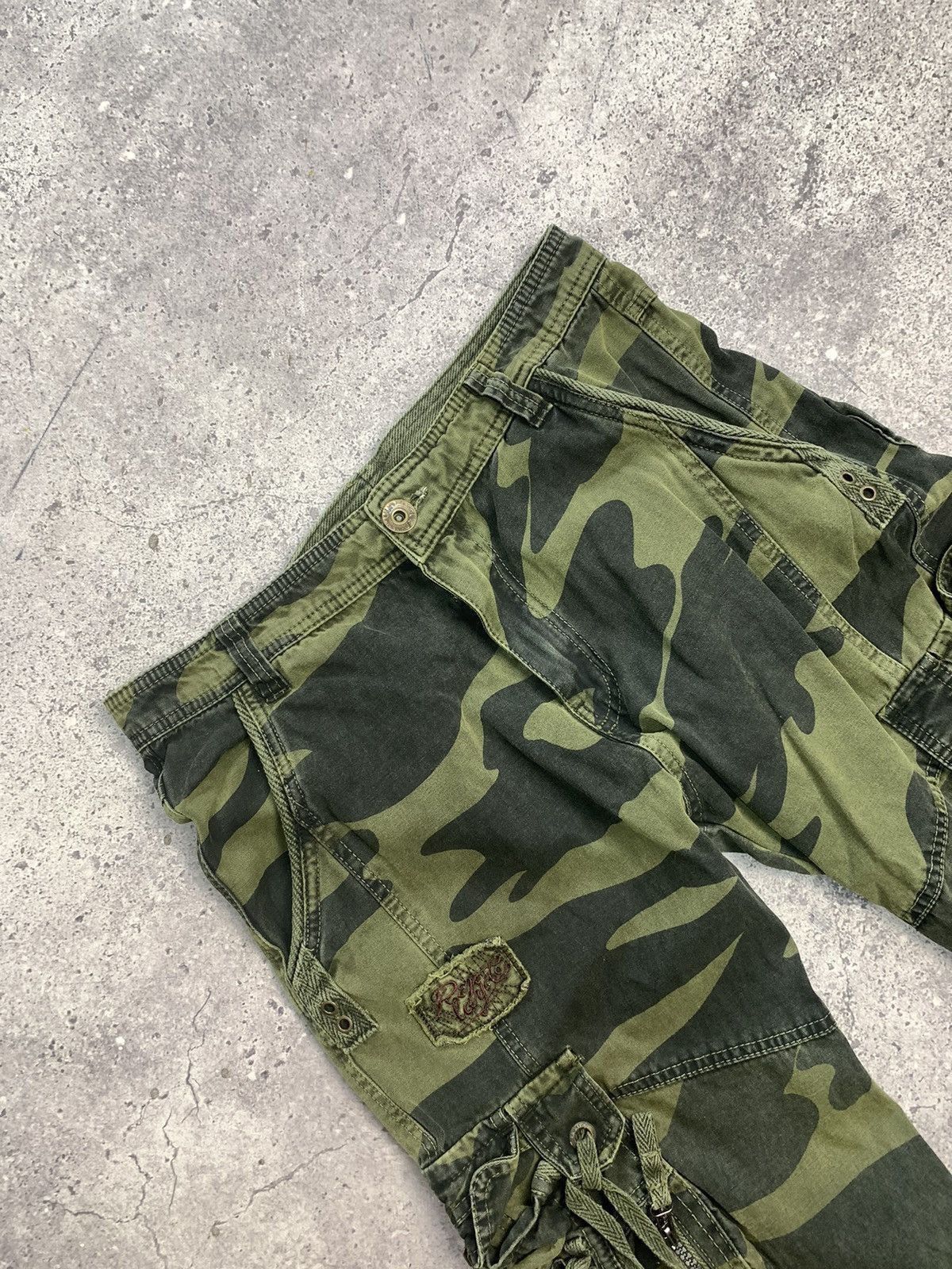 Japanese Brand × Vintage Vintage Junya Watanabe Balenciaga Style Bondage Cargo Pants Size US 32 / EU 48 - 7 Thumbnail