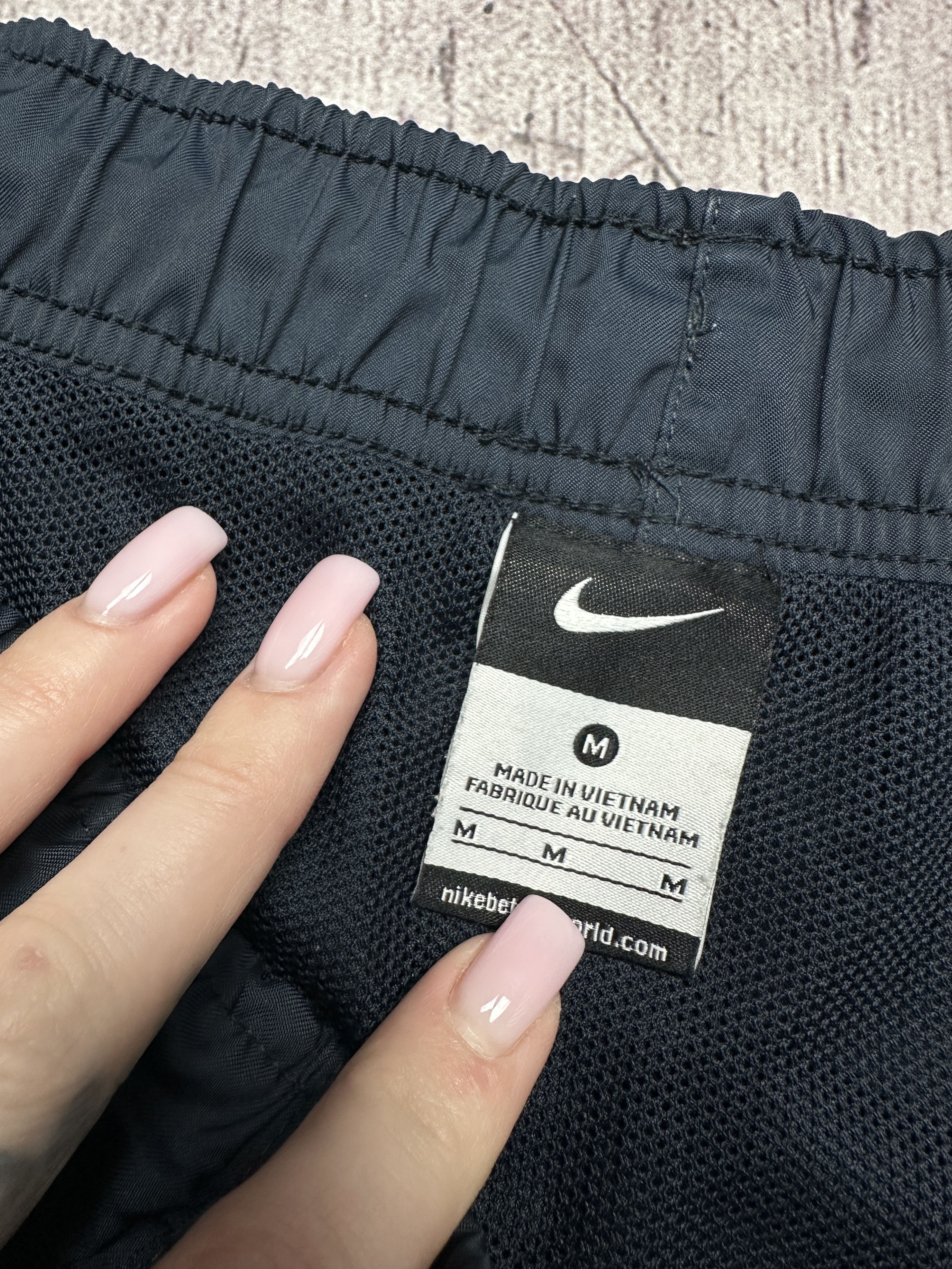Nike Nike Mens Nylon Cargo Shorts Size US 32 / EU 48 - 5 Thumbnail