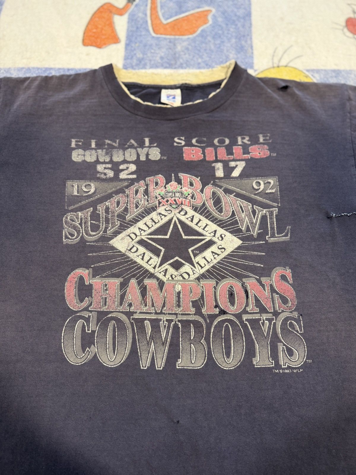 NFL Vintage thrashed dallas cowboys tee Size US XL / EU 56 / 4 - 3 Thumbnail