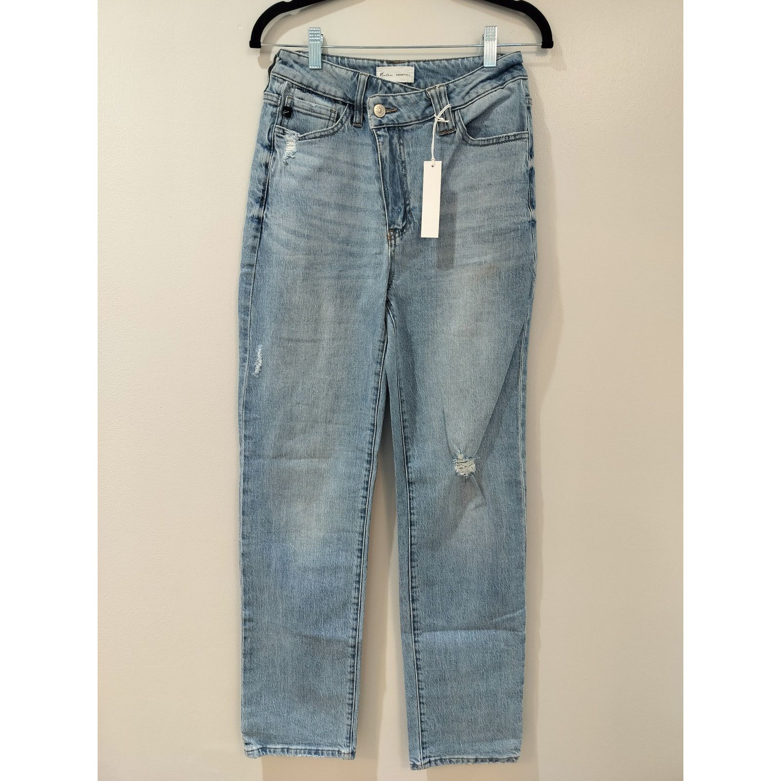 Other KanCan Women’s High Rise Distressed Straight Jeans Size 5/26 Size 25" / US 0 / IT 36 - 1 Thumbnail
