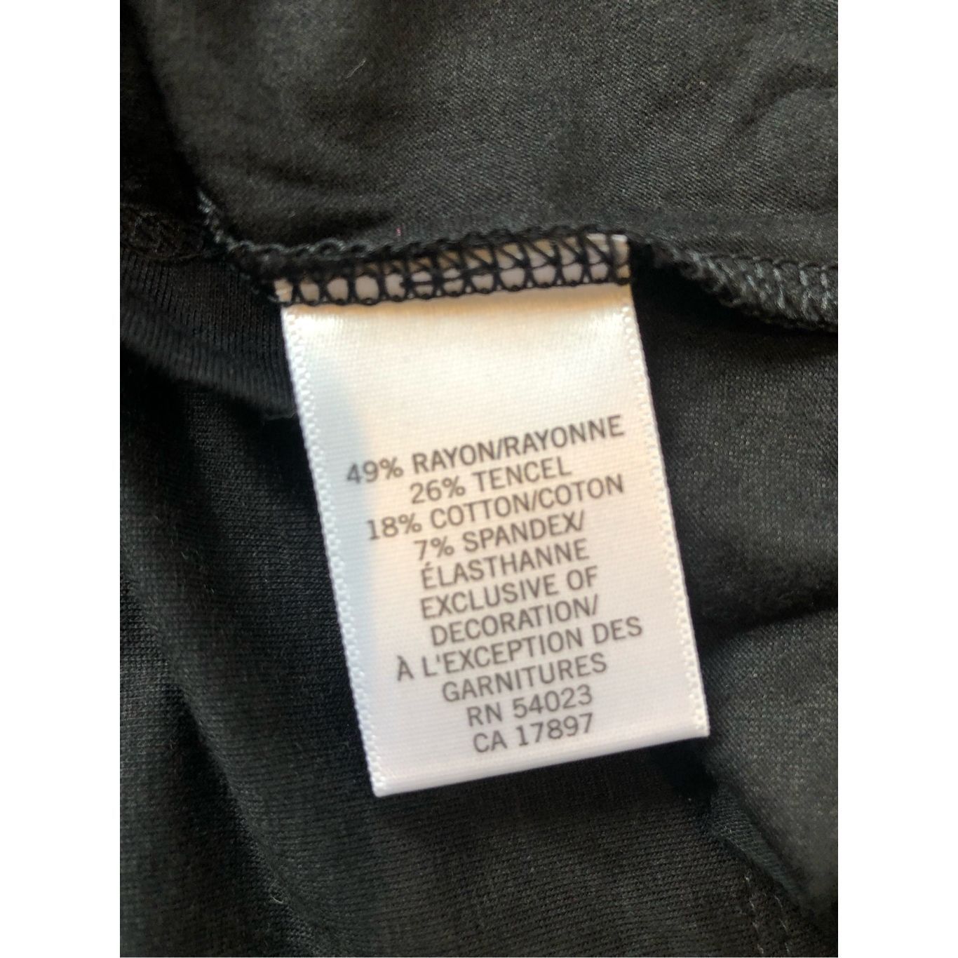 Banana Republic Banana Republic Women’s Black and Burgundy Camisoles Bundle Size S / US 4 / IT 40 - 7 Thumbnail