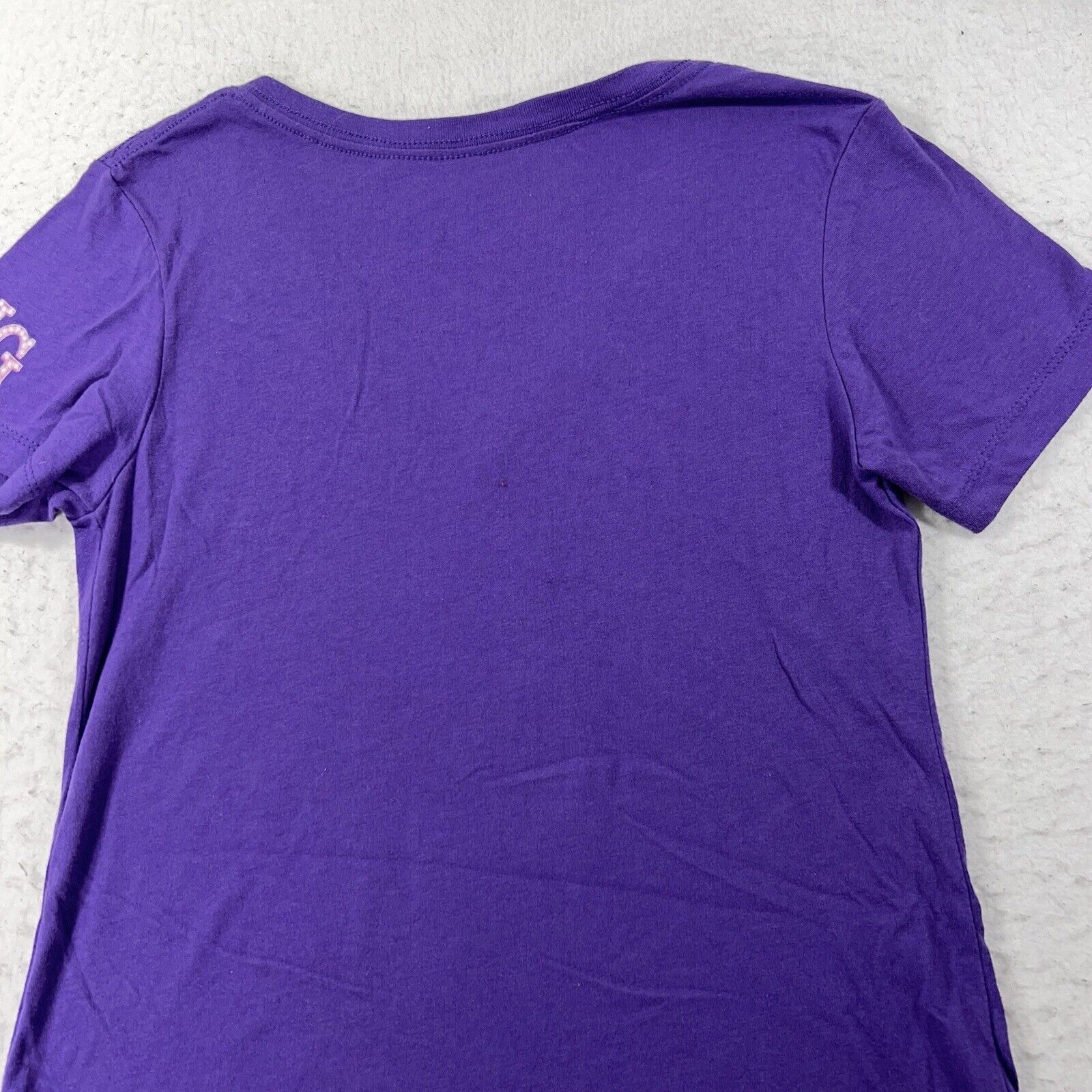 Other Universal Studios Medium SING V-Neck Purple Graphic T Shirt Size M / US 6-8 / IT 42-44 - 11 Thumbnail