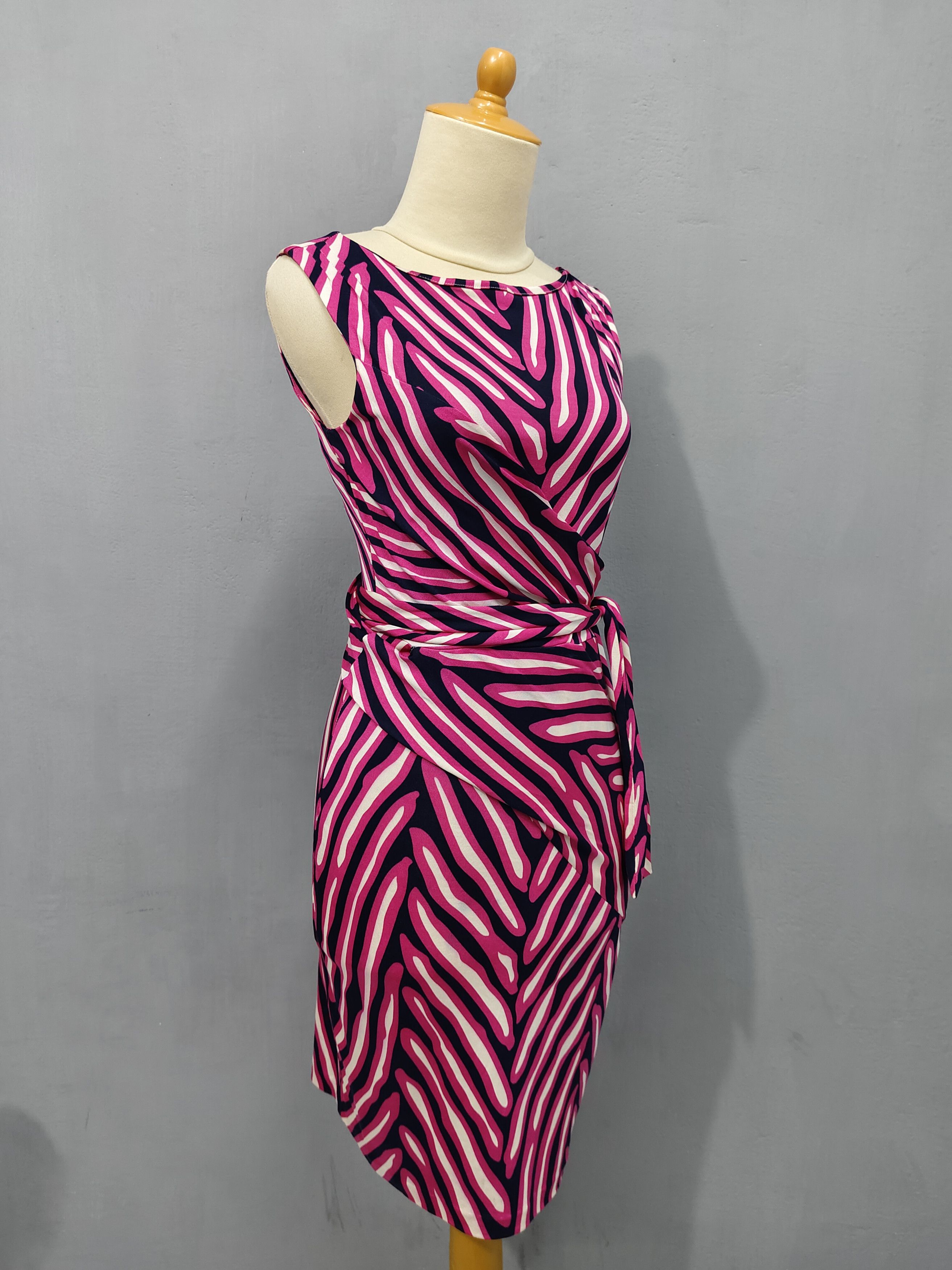 Diane von Furstenberg Diane von Furstenberg - Abstrac Zebra Print Draped Bodycon Size S / US 4 / IT 40 - 3 Thumbnail