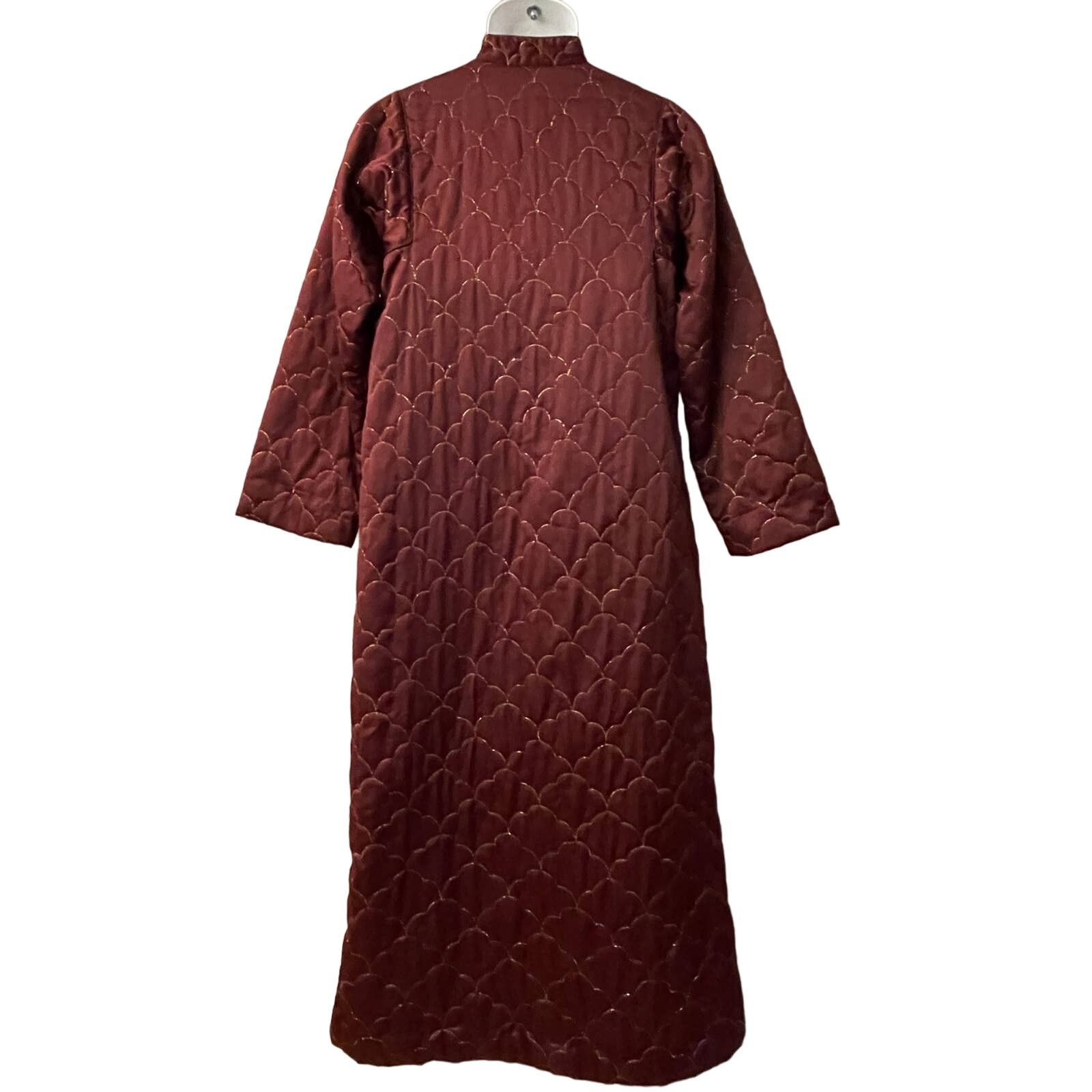 Neiman Marcus VINTAGE 70s Neiman Marcus Quilted Satin Robe Size Small Size ONE SIZE - 5 Thumbnail