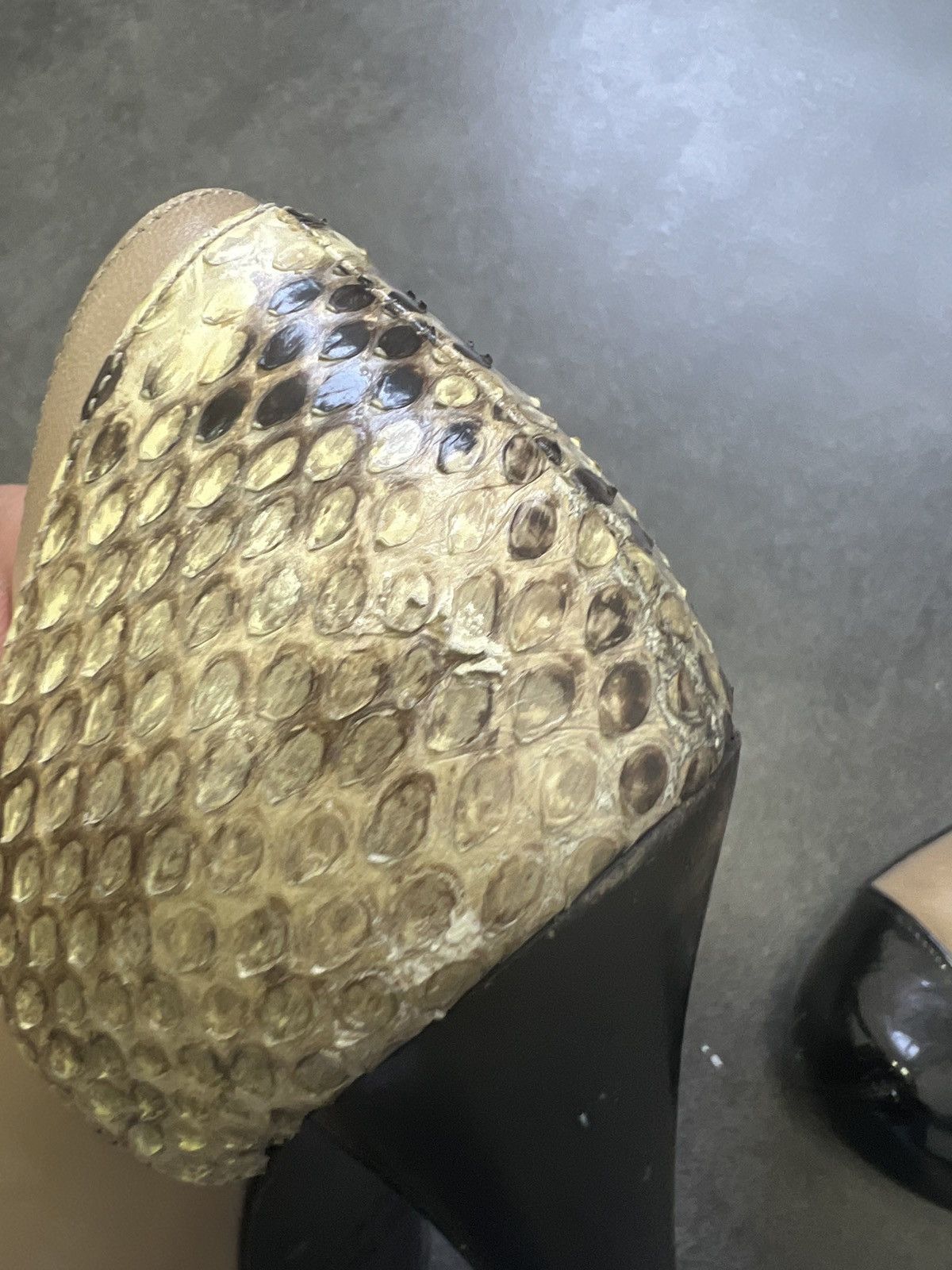 Fendi × Vintage Vintage Fendi snake skin heels Size US 7.5 / IT 37.5 - 8 Thumbnail