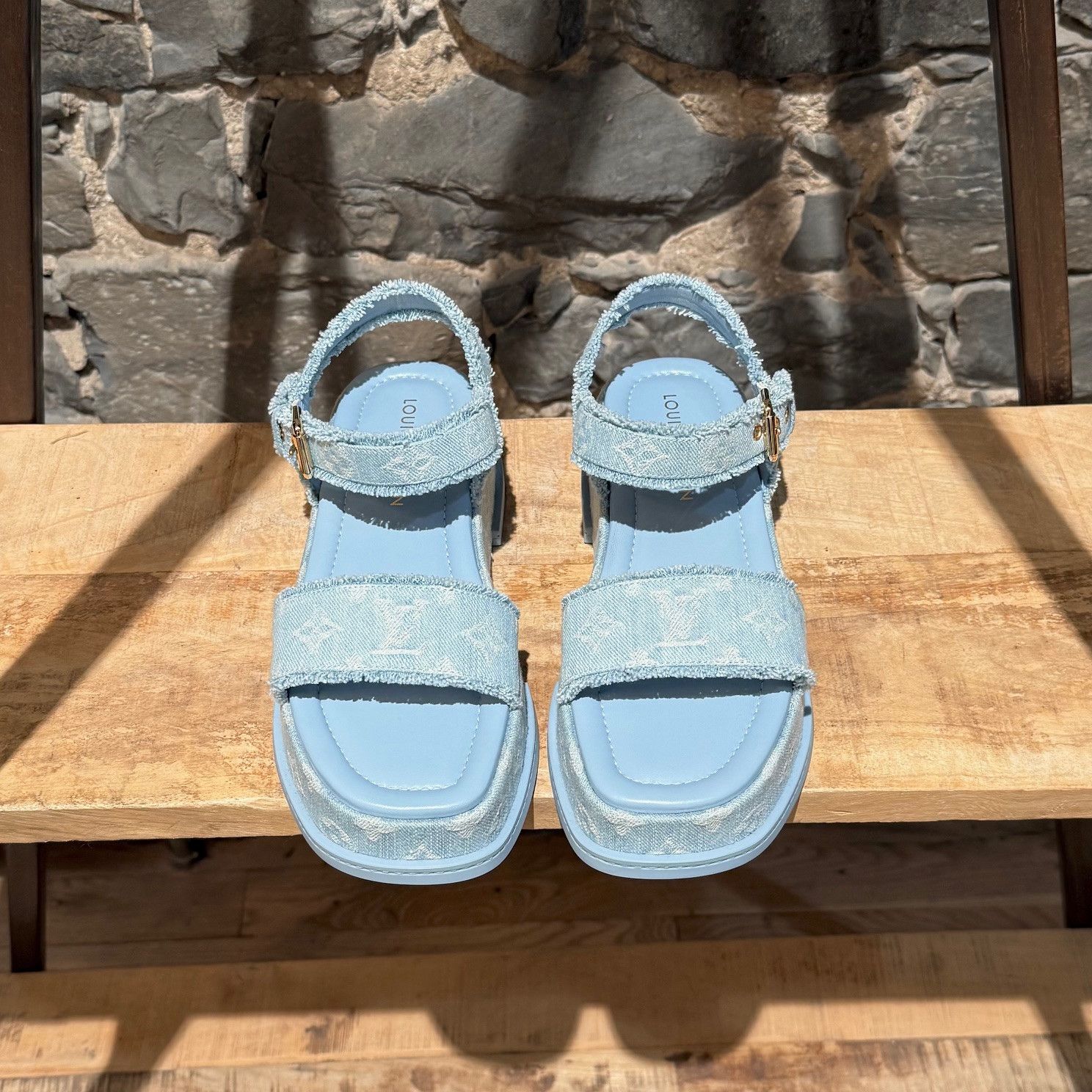 Louis Vuitton Louis Vuitton Blue Denim Monogram Maya Platform Sandals Size US 11 / IT 41 - 3 Thumbnail