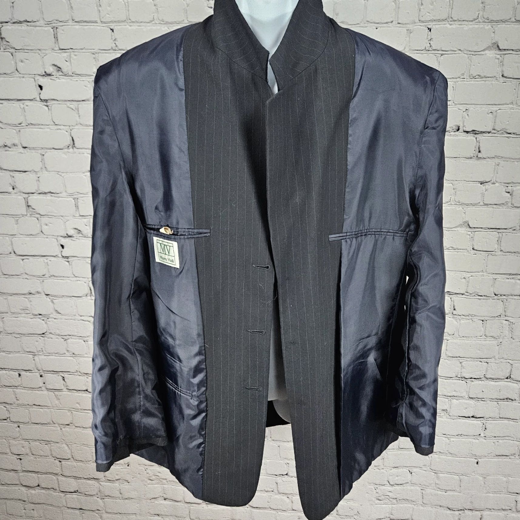 Vintage Marco Viali Black Pinstriped 3 Button Ventless Notch Blazer Sport Coat 42R Mens Jacket Coat Suit Jacket 2 Piece Size 42R - 5 Thumbnail