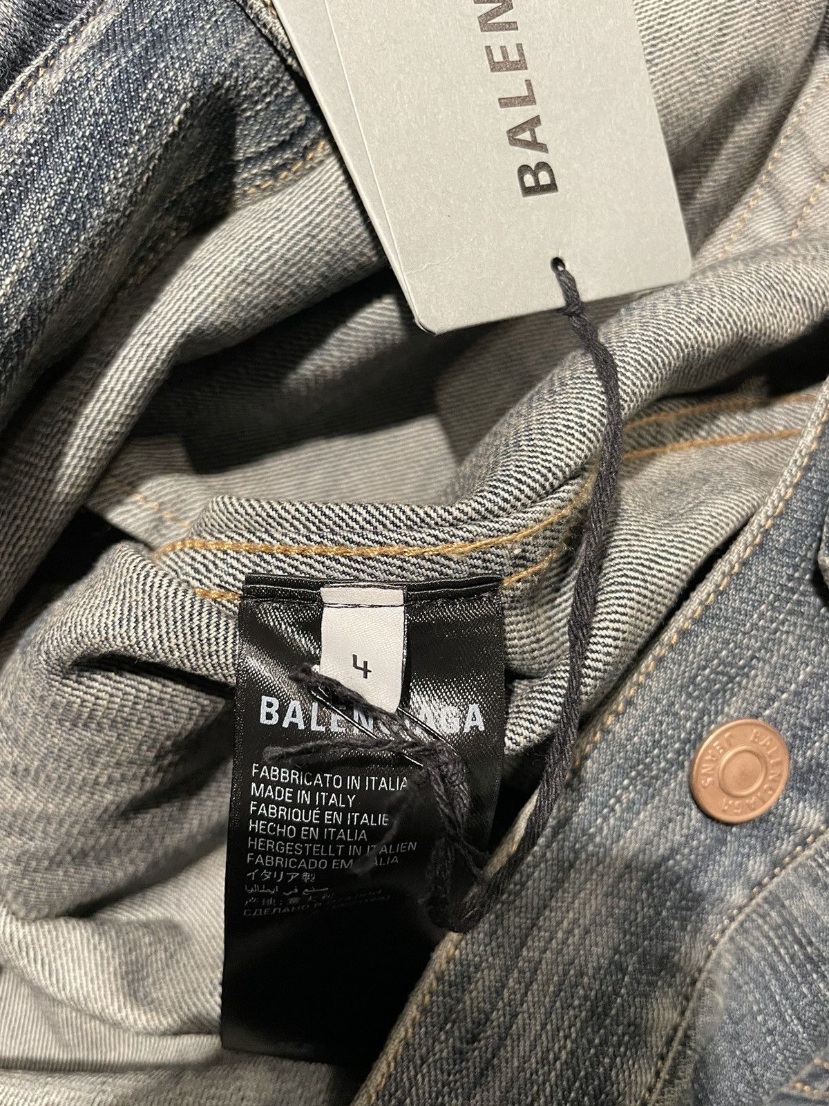Balenciaga Logo-detailed button-up denim jacket Size US XL / EU 56 / 4 - 5 Thumbnail