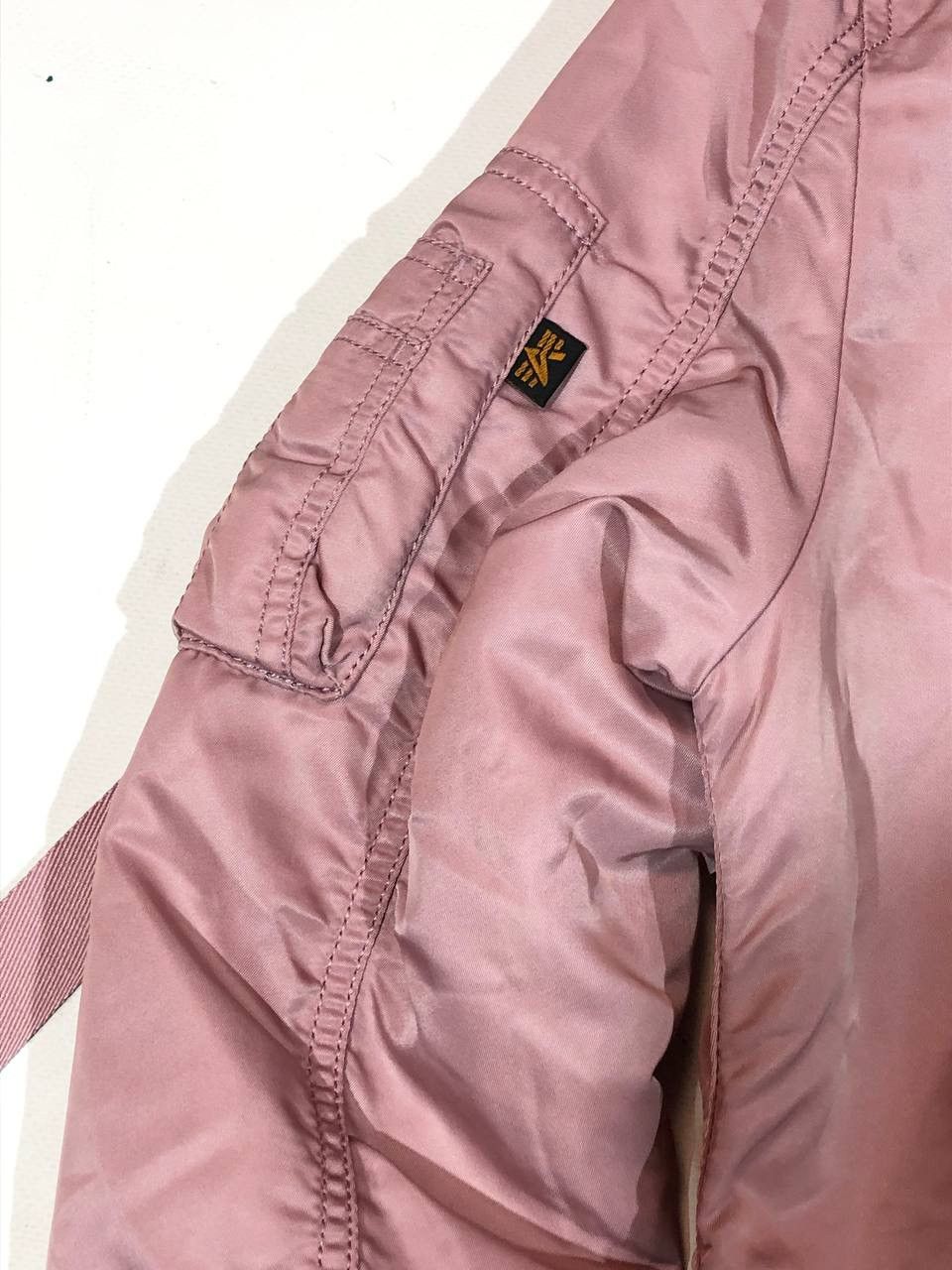 Alpha Industries Alpha Industries Woomens Bomber Jacket Pink Size S / US 4 / IT 40 - 10 Thumbnail