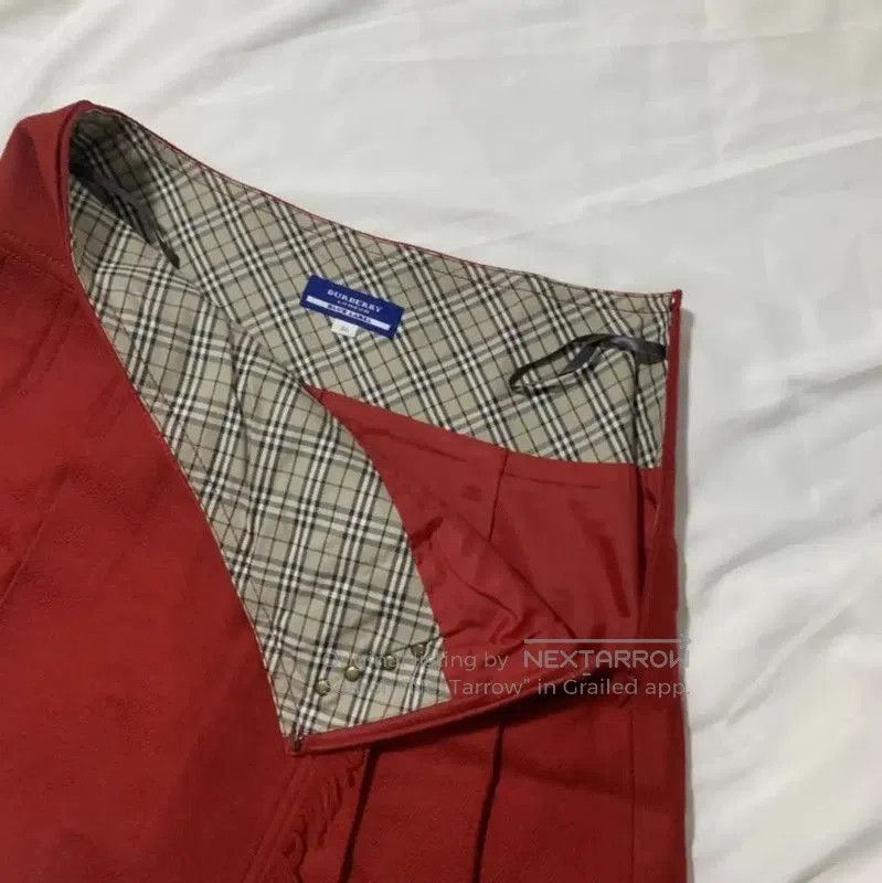 Burberry Burberry Red Cotton Women's Casual Pants. Size 23" - 3 Thumbnail