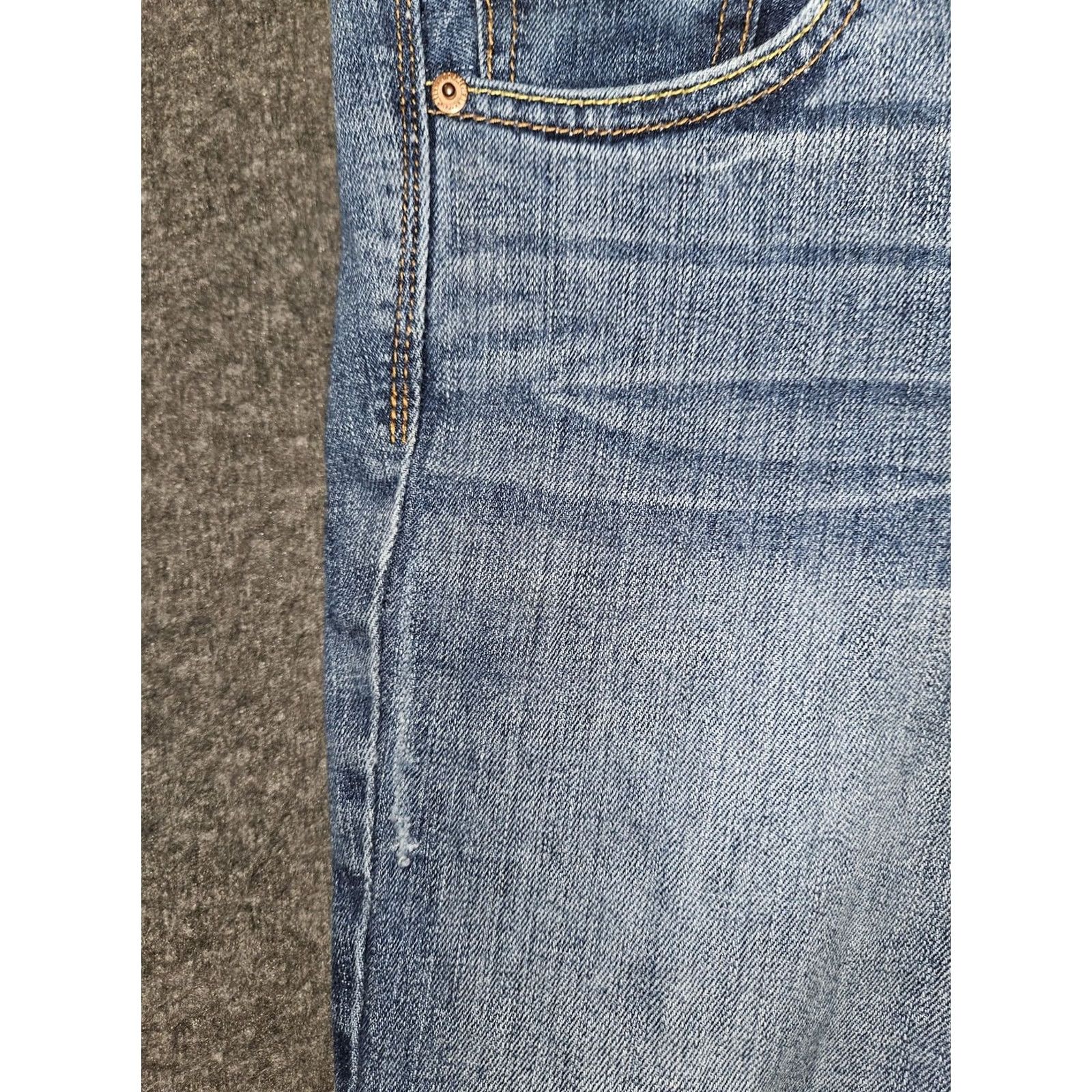Vintage VINTAGE? No. American Eagle Jeans Womens Slim Bootstretch Distressed 5-Pocket Denim Bootcut Blue Medium 90s City Preppy Womens Size 28" / US 6 / IT 42 - 7 Thumbnail