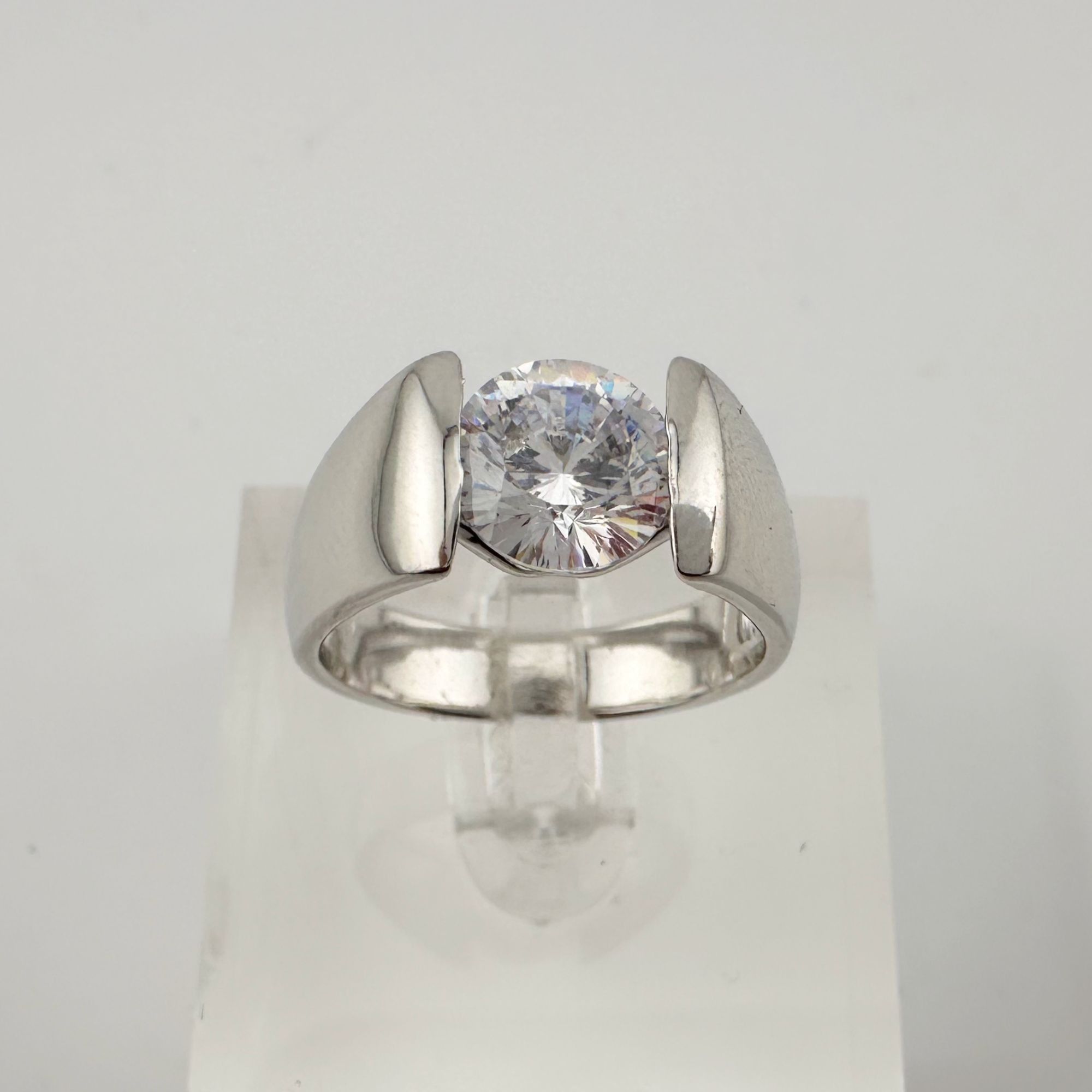 Other Shimmering and Beautiful 2.00 Carat DiamondLite Solitaire Size ONE SIZE - 5 Thumbnail
