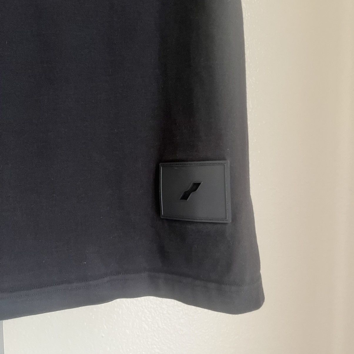 WE11DONE WE11DONE Black High Neck Logo 1/2 T-Shirt Size S Size US S / EU 44-46 / 1 - 8 Thumbnail