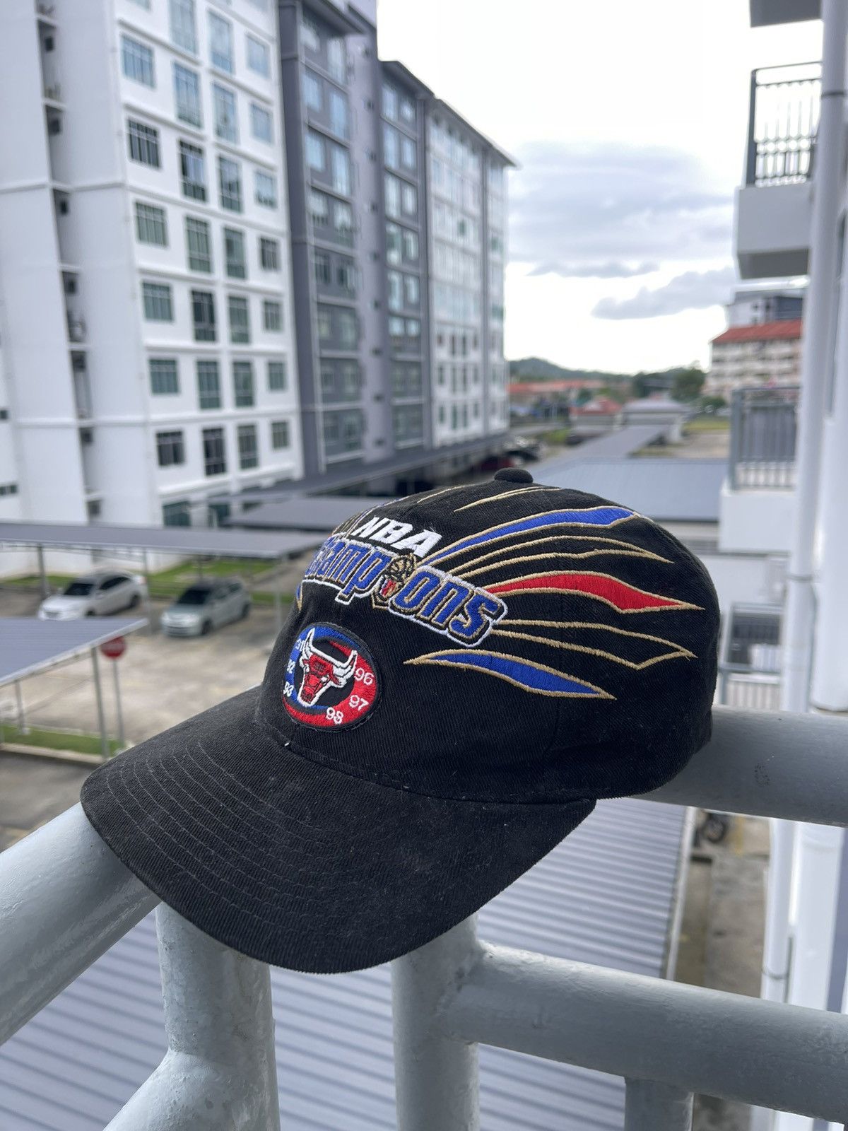 NBA Vintage 90s NBA Champion embroidered cap Size ONE SIZE - 2 Thumbnail