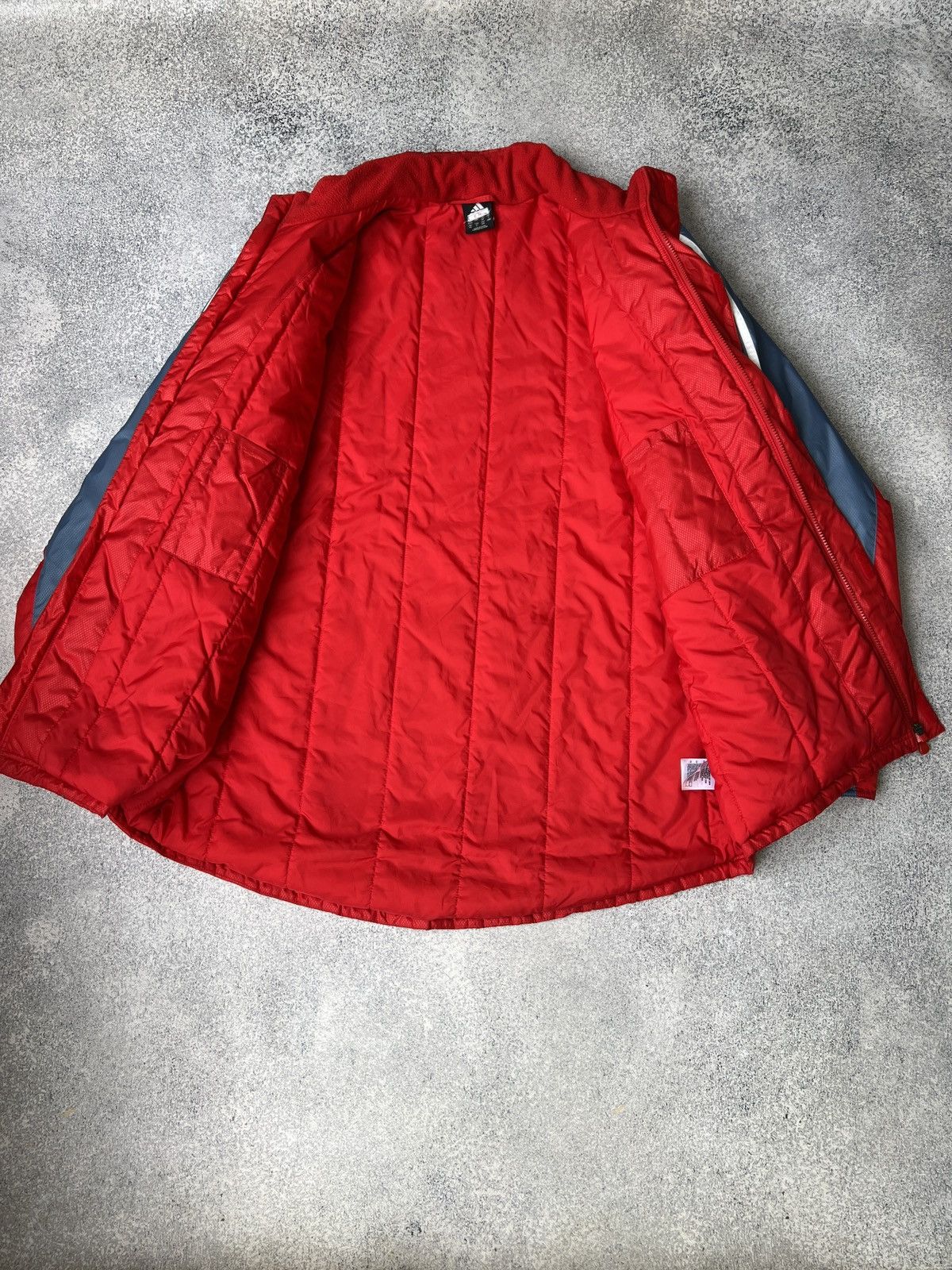 Adidas × Vintage Bayern Munchen Vintage Y2K Adidas Soccer Puffer Jacket Size US XL / EU 56 / 4 - 9 Thumbnail