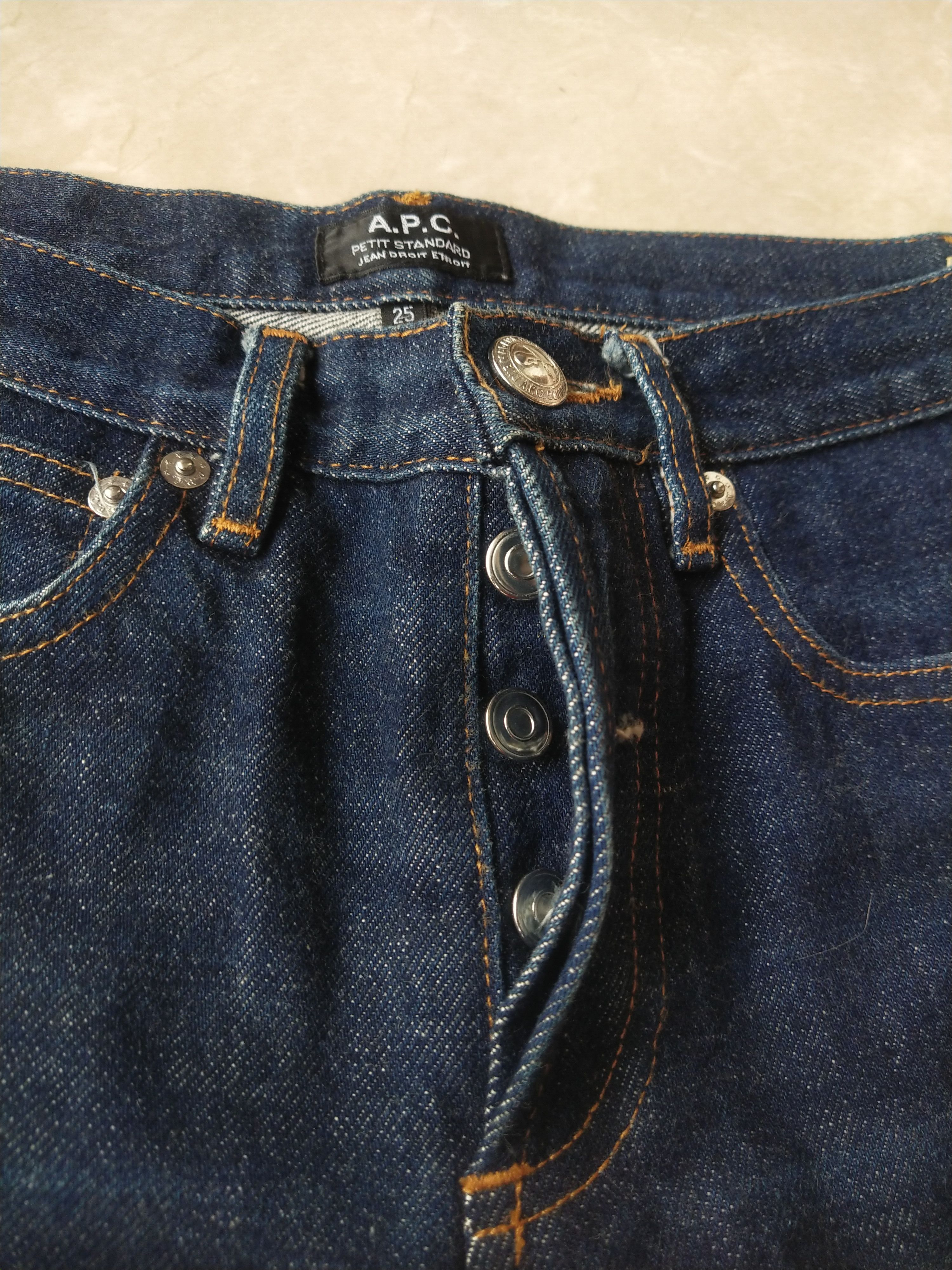 A.P.C. A.P.C. Petit Standard Raw Japanese Denim Cut-Off Shorts Size 25" / US 0 / IT 36 - 3 Thumbnail