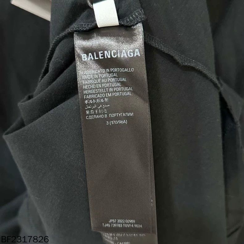Balenciaga Balenciaga Solid color round neck logo pullover long sleev Size US L / EU 52-54 / 3 - 8 Thumbnail