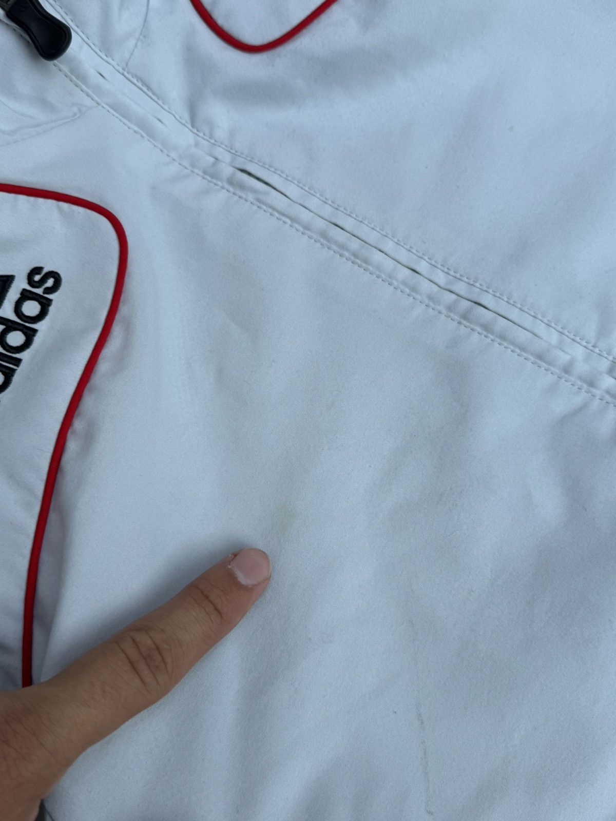 Adidas VINTAGE ADIDAS TRACK JACKET Size US L / EU 52-54 / 3 - 10 Thumbnail