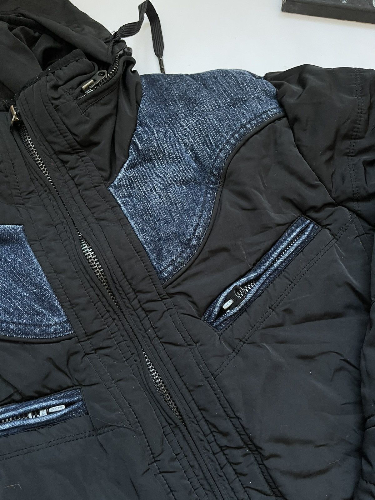 Diesel × Vintage Vintage Diesel Puffer Jacket 90’s Size US M / EU 48-50 / 2 - 7 Thumbnail