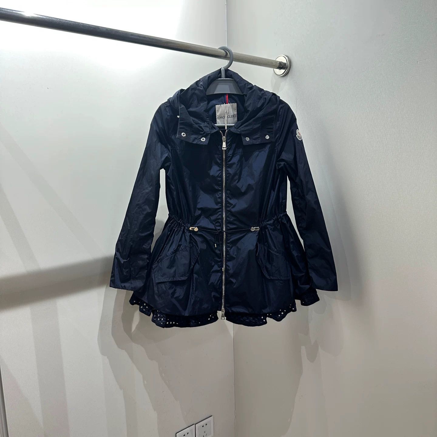 Moncler Moncler Down Jacket us_00 Women Size XXS / US 00 / IT 34 - 1 Thumbnail