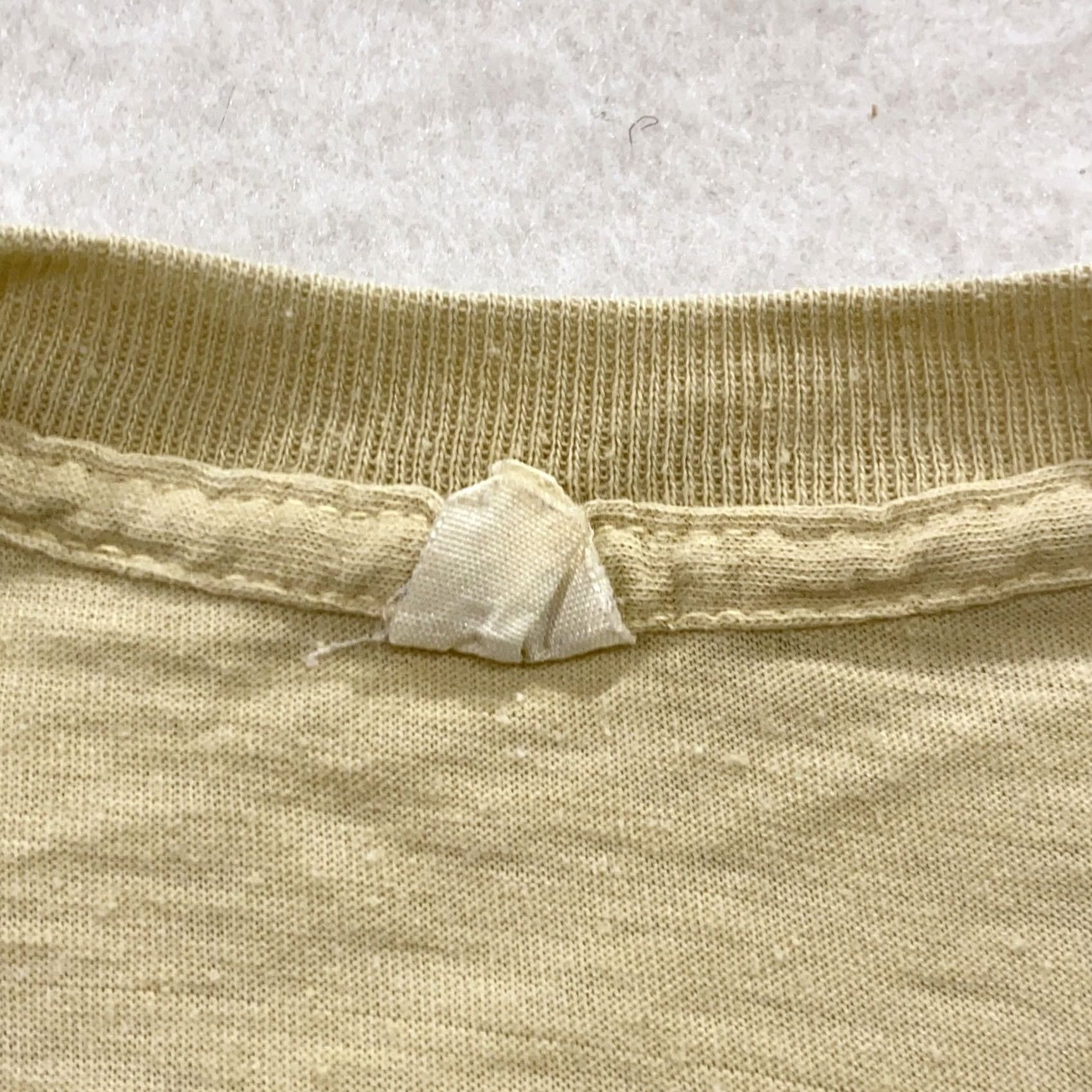 Vintage VINTAGE Moosehead Beer T-Shirt Small/Medium Shirt Men Beige 80s 90s Distressed Crew Neck Short Sleeve Cotton Polyester Size US S / EU 44-46 / 1 - 4 Thumbnail