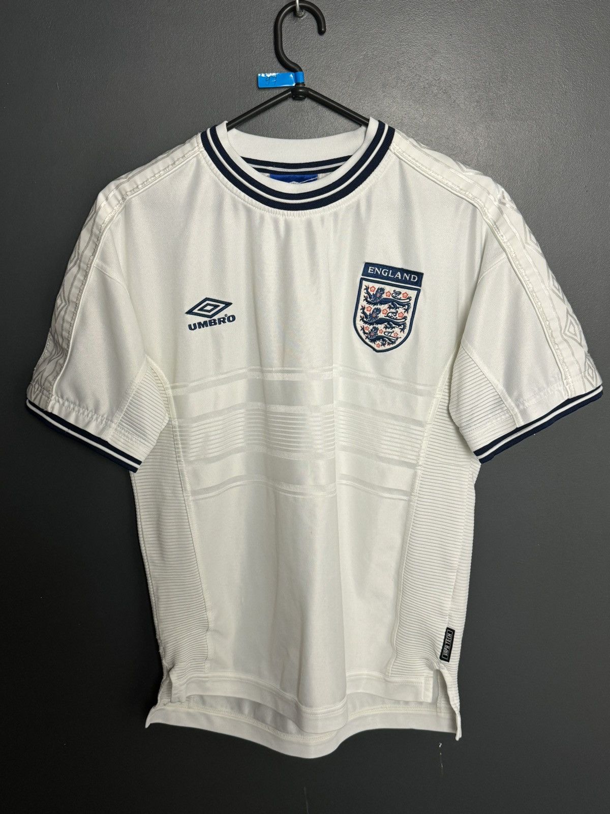 Umbro England National Team 99/01 Home Football Jersey T-Shirt Size US M / EU 48-50 / 2 - 1 Thumbnail
