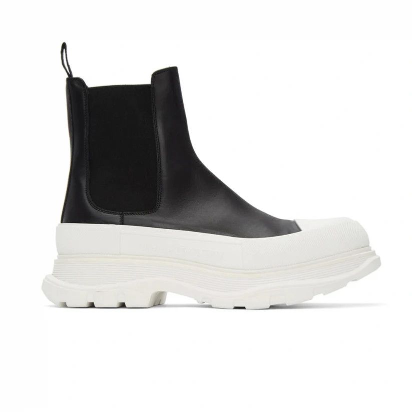 Alexander McQueen o1y1024 Ankle Boots in Black & White Size US 6 / EU 39 - 1 Thumbnail