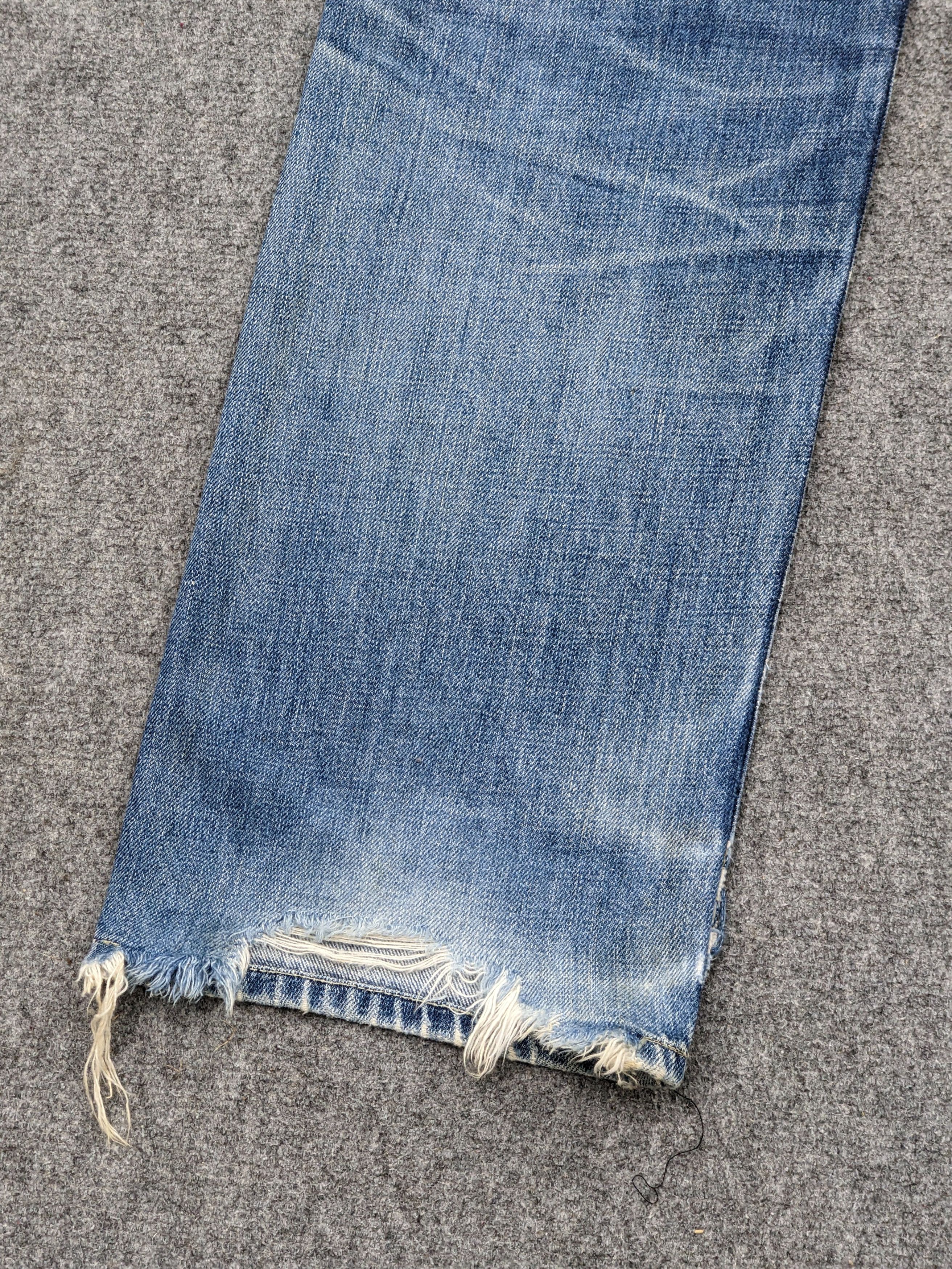 Levi's × Vintage Vintage 90s Levis 702 Selvadge Buckle Back Big E Jeans DJ21 Size US 28 / EU 44 - 19 Thumbnail
