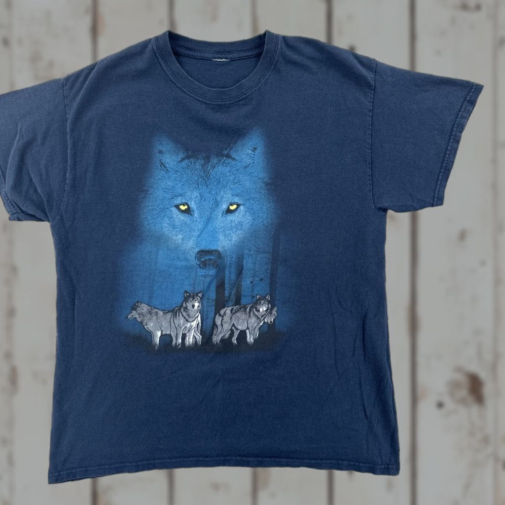 Vintage VINTAGE Wolf Graphic Print Blue Adult Medium Short Sleeve T Shirt 90s Y2K Tee Mens Size US M / EU 48-50 / 2 - 1 Thumbnail