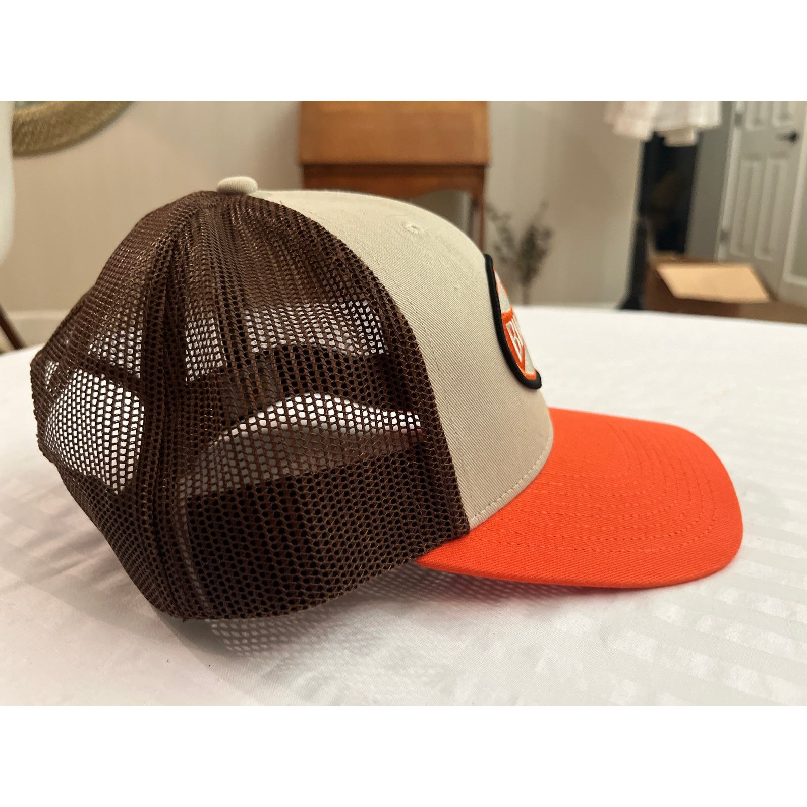 Vintage Buc-ee's "Est. 1982" Texas Trucker Snapback Hat Size ONE SIZE - 4 Thumbnail