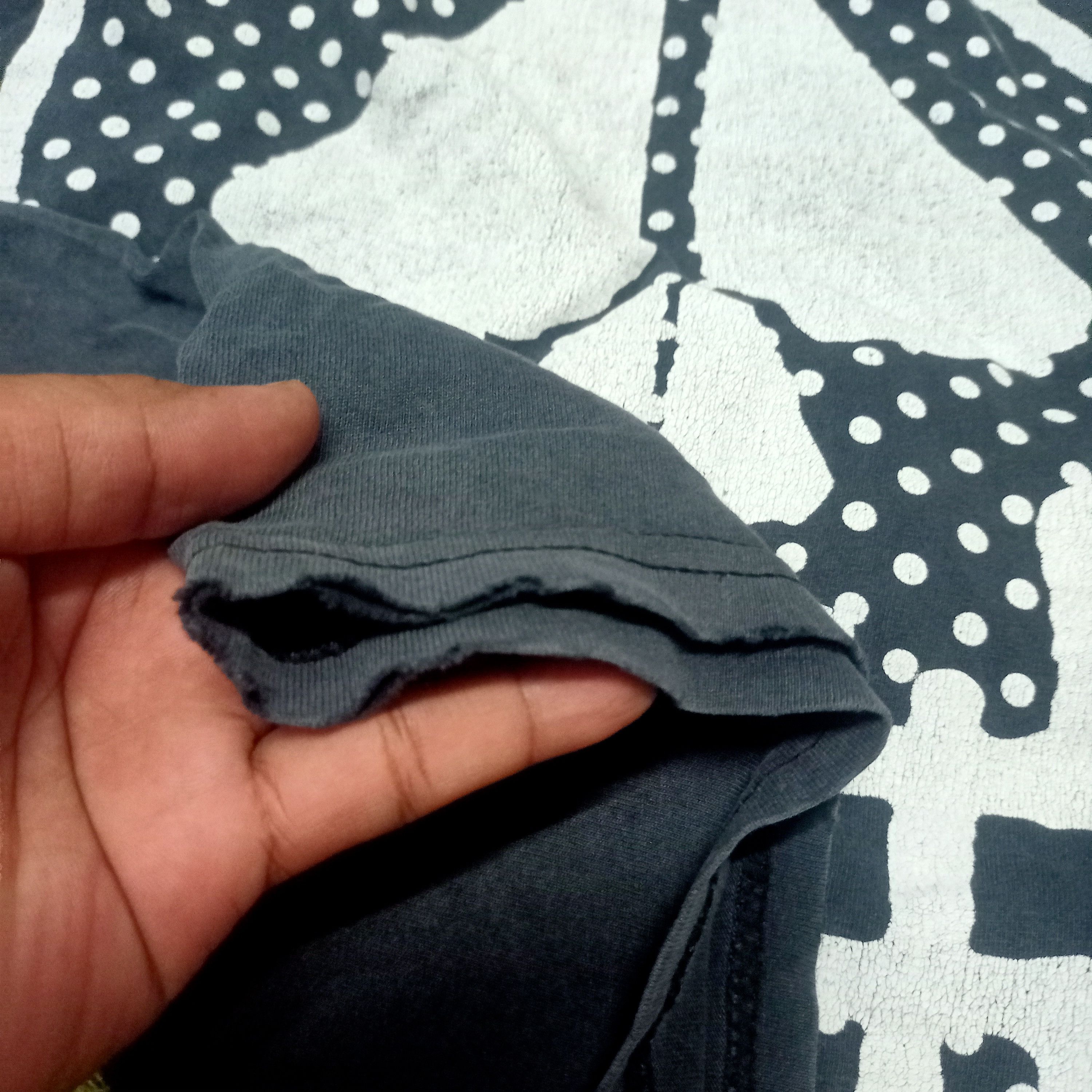 Band Tees × Stussy Distressed Stussy worldwide big logo tshirt Size US L / EU 52-54 / 3 - 8 Thumbnail