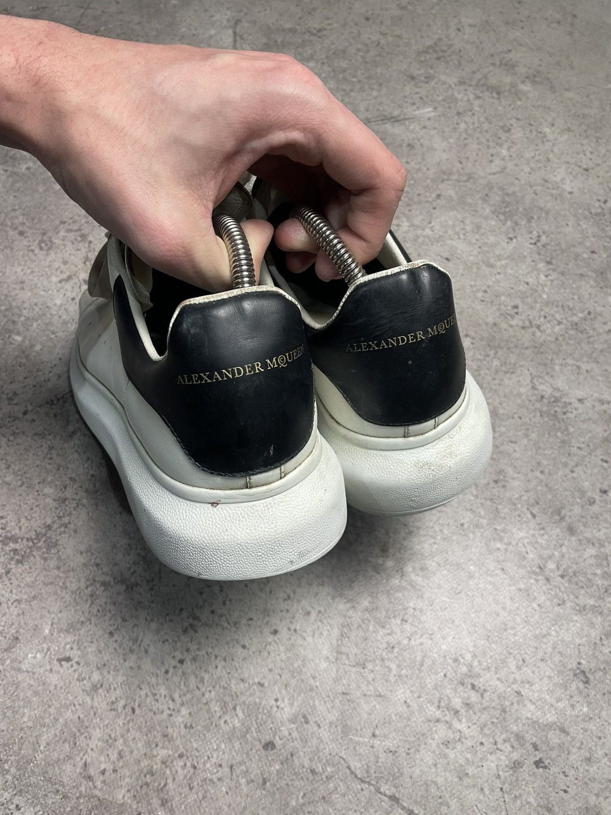 Alexander McQueen Alexander McQueen Sneakers Size 41.5 Size US 8.5 / EU 41-42 - 6 Thumbnail
