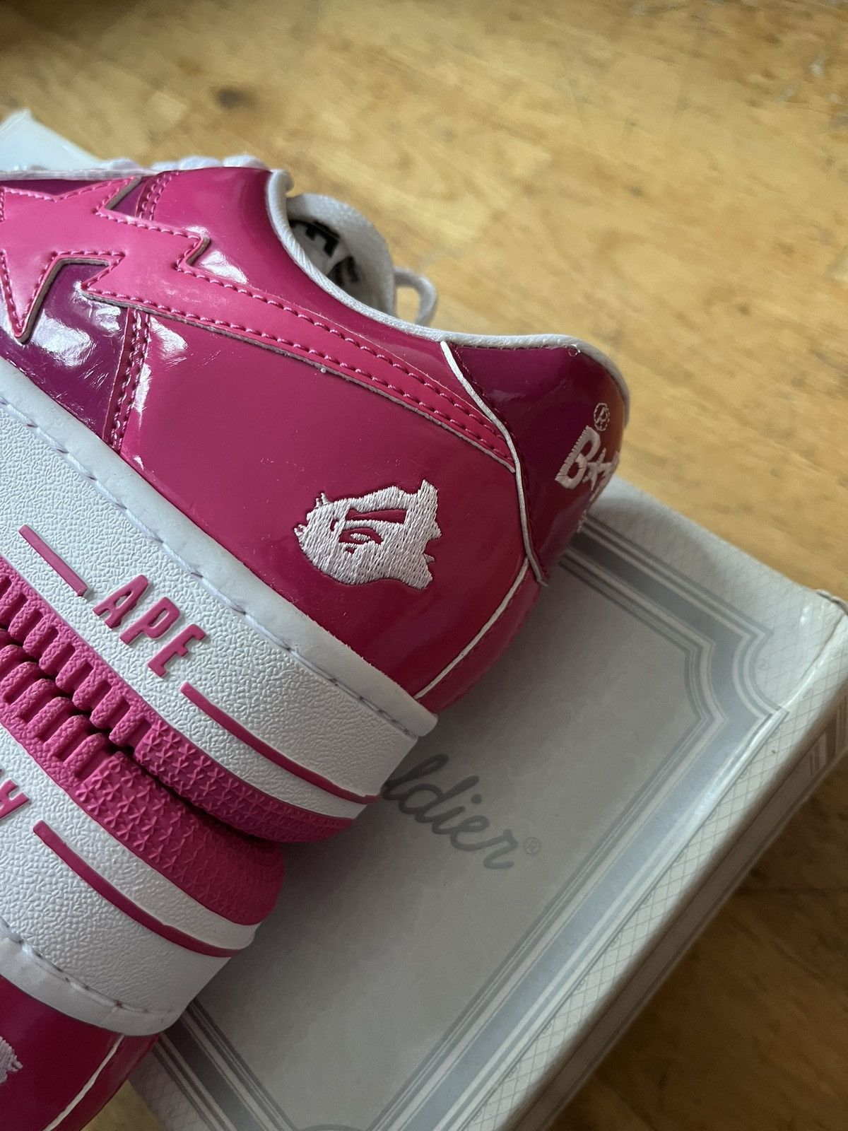 Bape Bape a bathing ape bapesta fs-001 2006 pink camo brand new Size US 6.5 / EU 39-40 - 5 Thumbnail