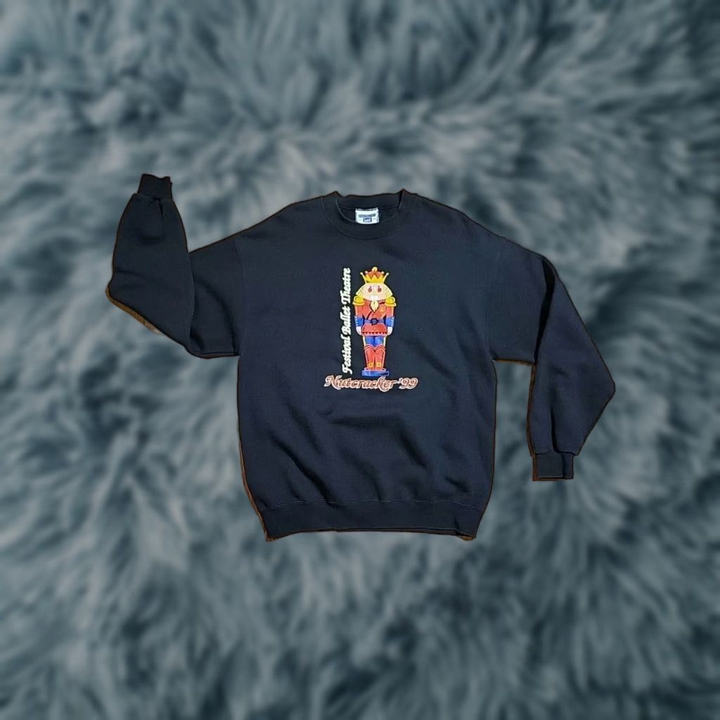 Lee VINTAGE Lee Nutcracker Ballet Pullover Sweatshirt Mens L Black Graphic Print Heavyweight Crew Neck Long Sleeve 1999 Nutcracker Ballet Size US L / EU 52-54 / 3 - 1 Thumbnail