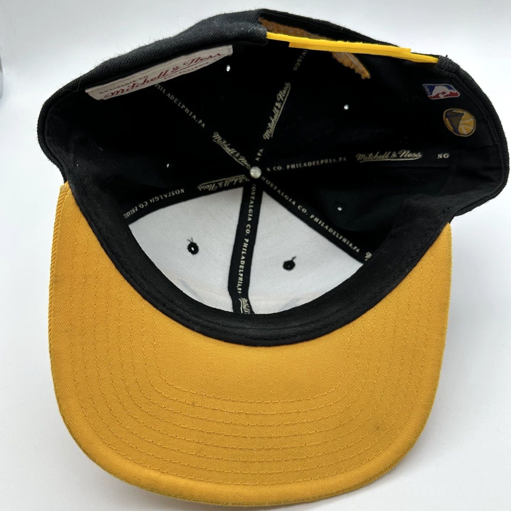 Mitchell & Ness Mitchell & Ness Black NBA Golden State Warriors Snapback Hat Cap Adult Unisex 90s Retro College Sports USA Tailored Fit Adjustable Size ONE SIZE - 7 Thumbnail