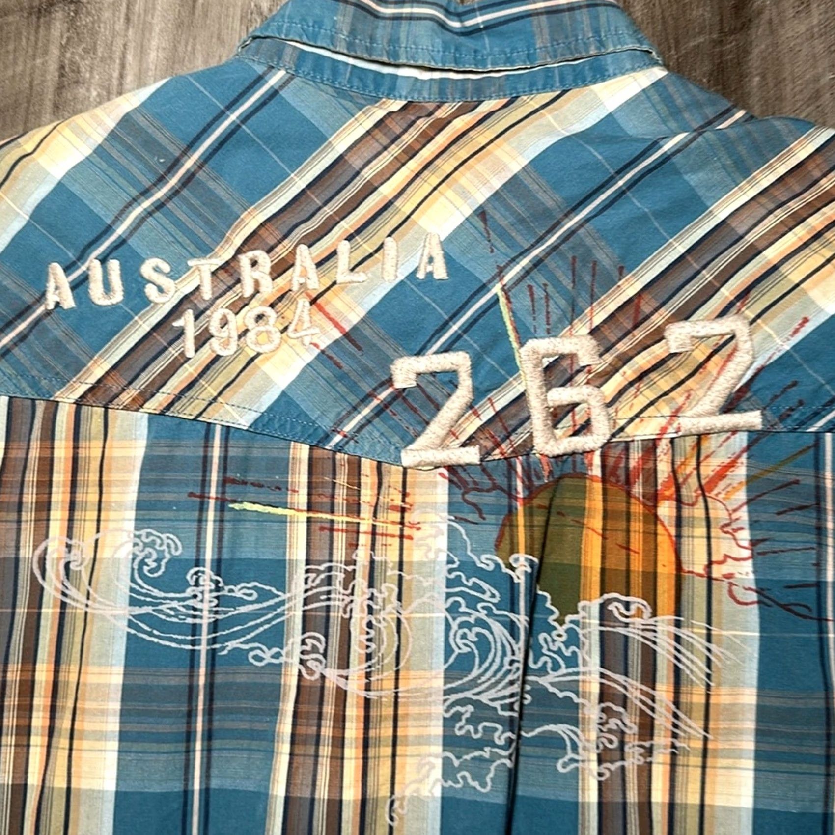 Vintage Jimmy’z Brand Australia Sunset Western Vintage Short Sleeve Pearl Snap XL Men Blue Cotton 100% Shirt Mens XL Pearl Snap Western Vintage Sunset 80s-90s Size US 36 / EU 52 - 4 Thumbnail