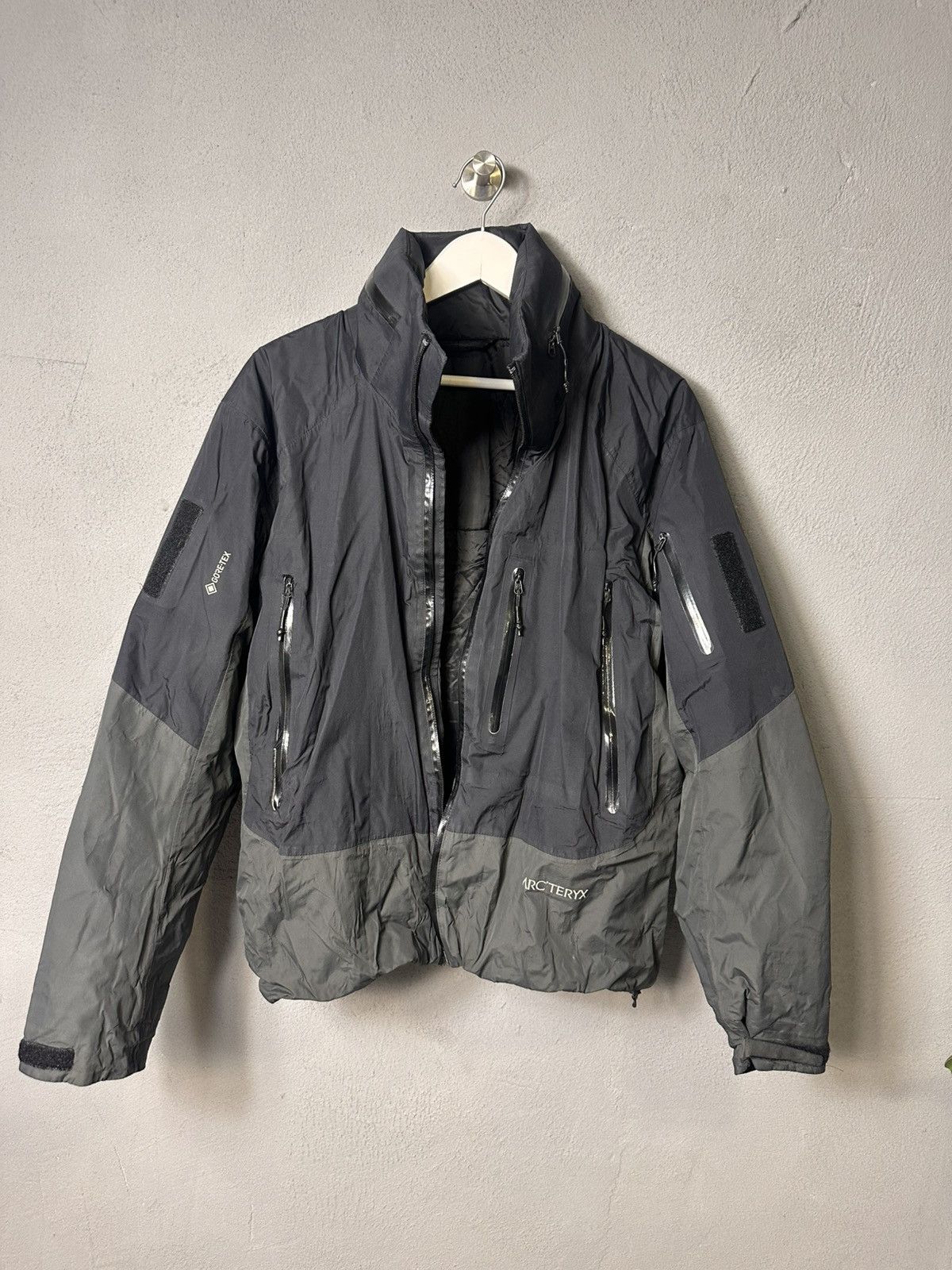 Arc'teryx Arc’Teryx Axis Insulated Jacket System_A Size US M / EU 48-50 / 2 - 1 Thumbnail
