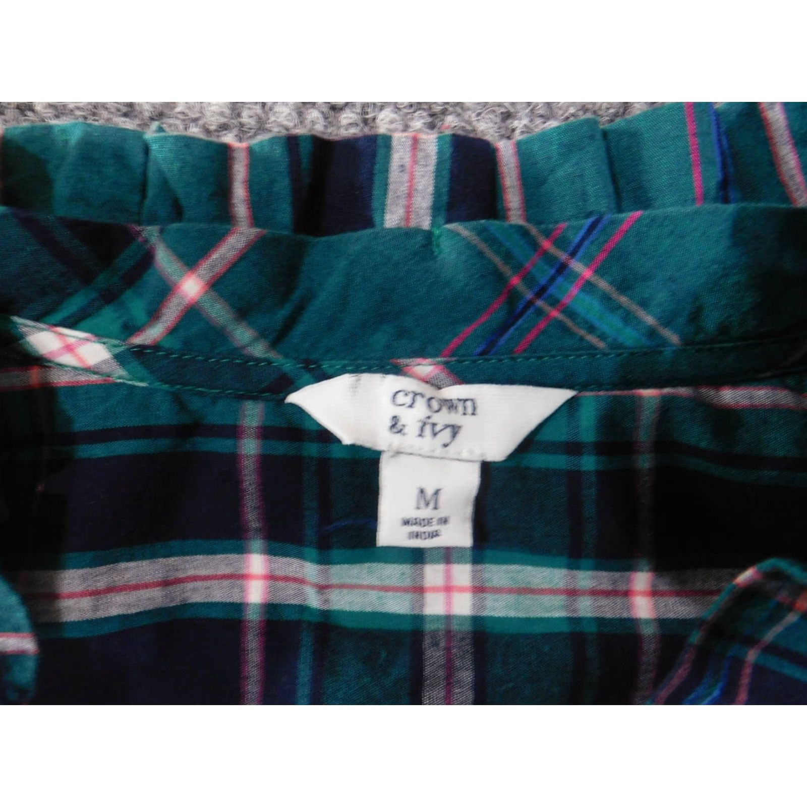 Vintage Crown & Ivy Button-Up Shirt Womens Medium Green Plaid Cotton Stretch V-Neck Long Sleeve Size M / US 6-8 / IT 42-44 - 4 Thumbnail