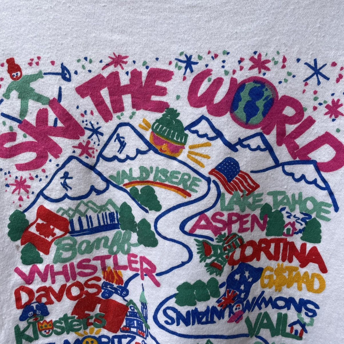 Vintage 🔥Vintage 90s Ski The World Pop Art Design Sweatshirts Size US M / EU 48-50 / 2 - 5 Thumbnail